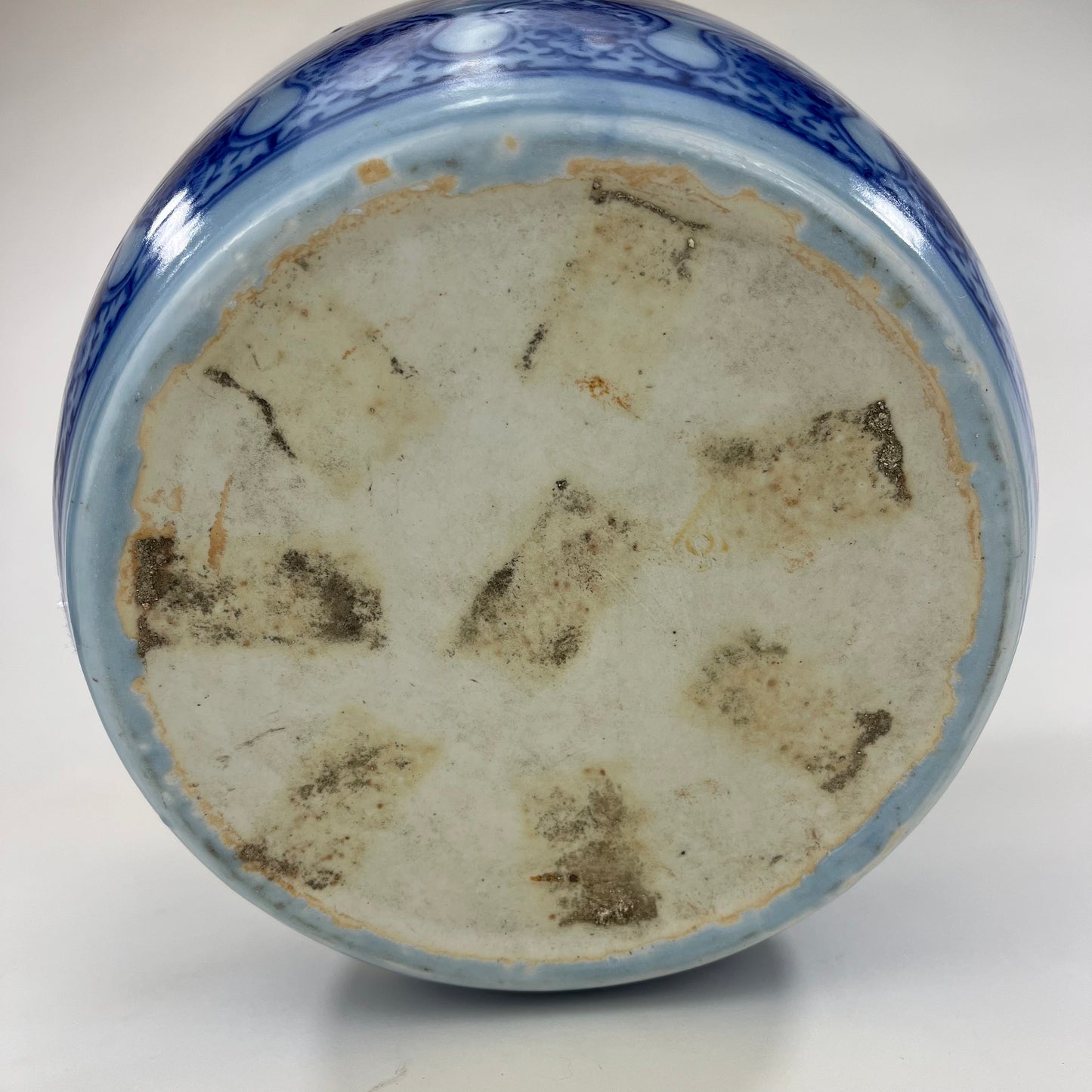 Antique Japanese Meiji Era Ceramic Blue & White Hibachi Brazier mountans & water 10.5”