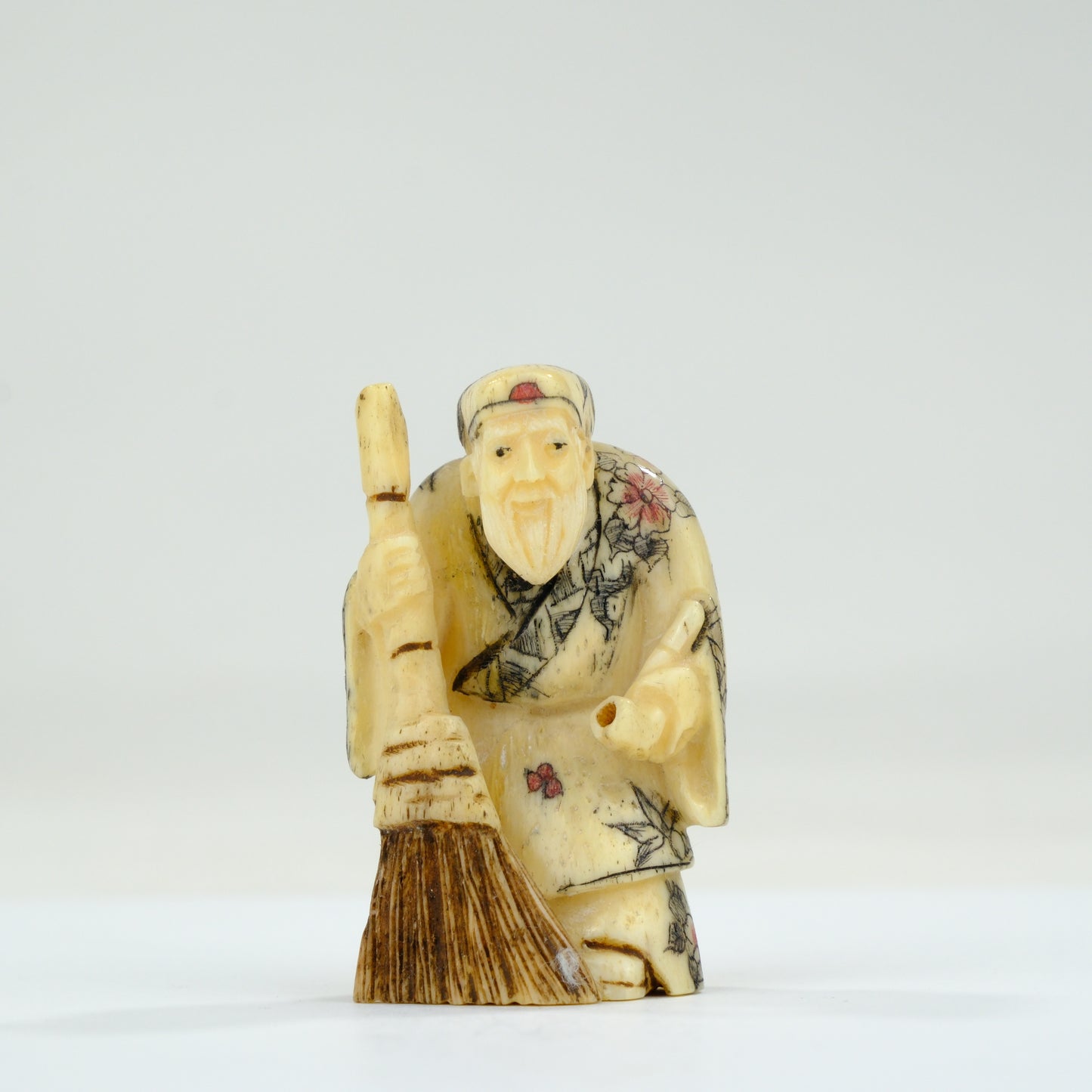 Vintage Chinese Figurine / Netsuke Hand Carved Oxbone ~2”H