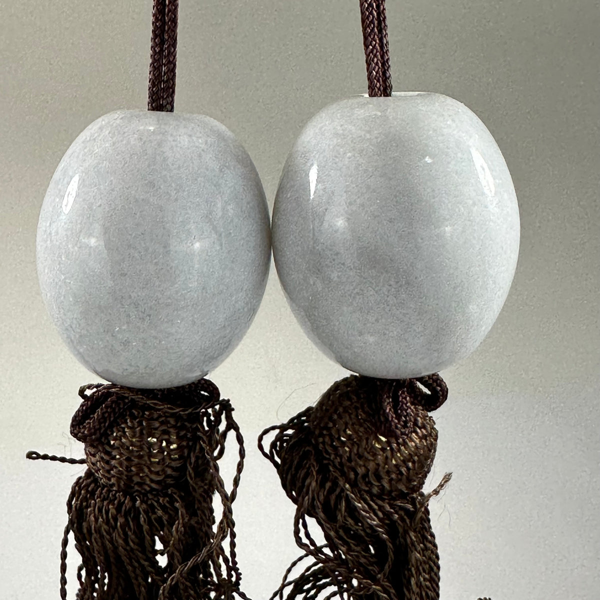 Vintage Japanese White Marble Scroll Weight Purple Tassle Kakejiku Fuchin