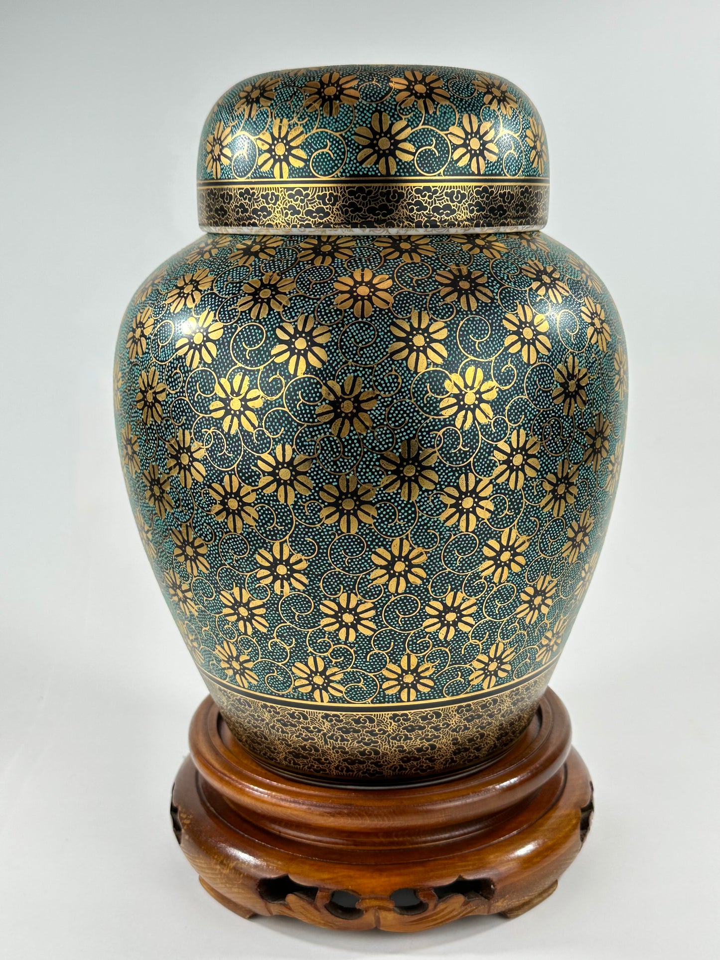 Vintage Kutani Shozan Porcelain Lidded Ginger Jar Green Gold Kiku Hardwood Stand Showa 14.5"