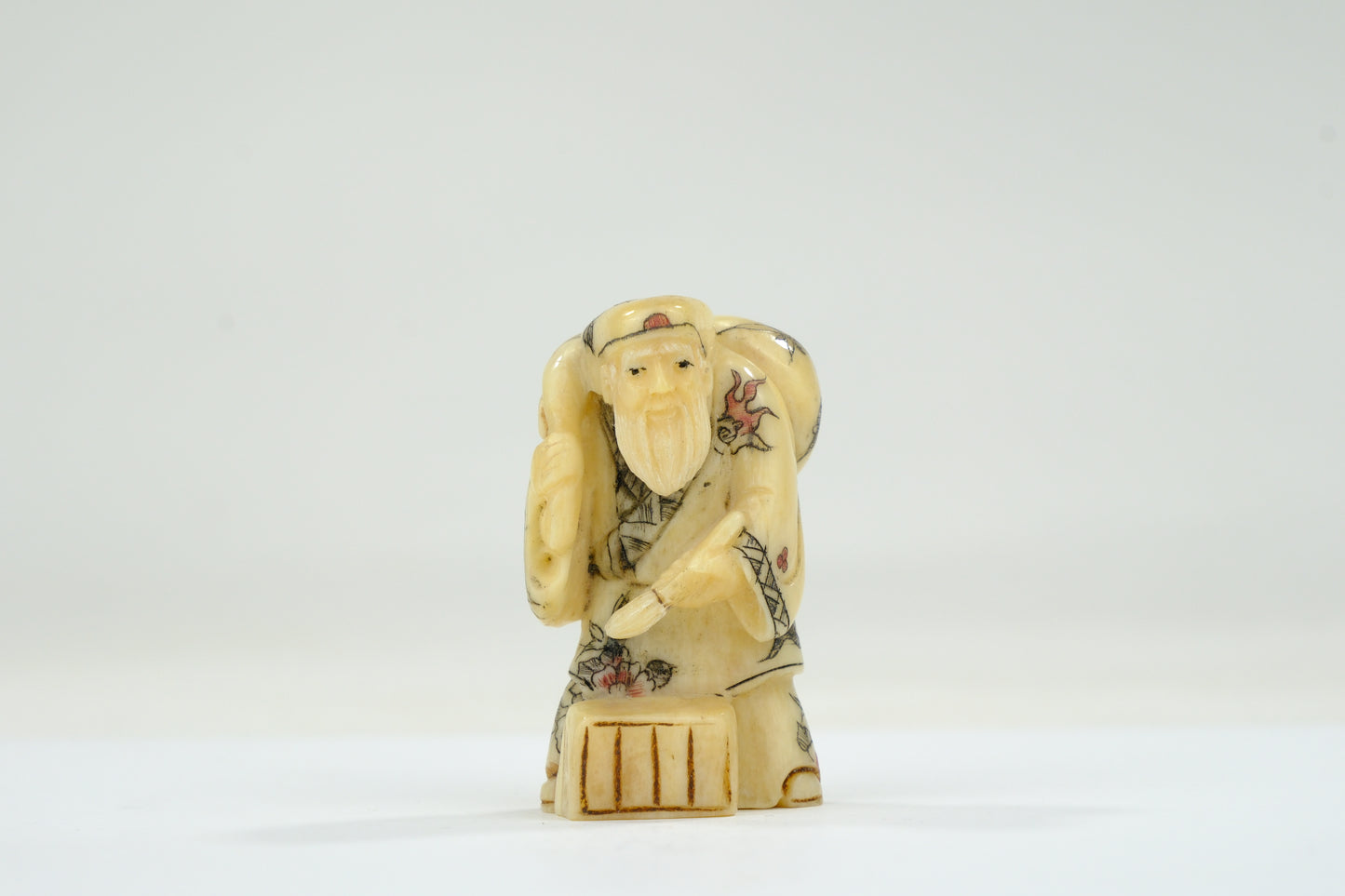 Vintage Chinese Figurine / Netsuke Hand Carved Oxbone ~2”H