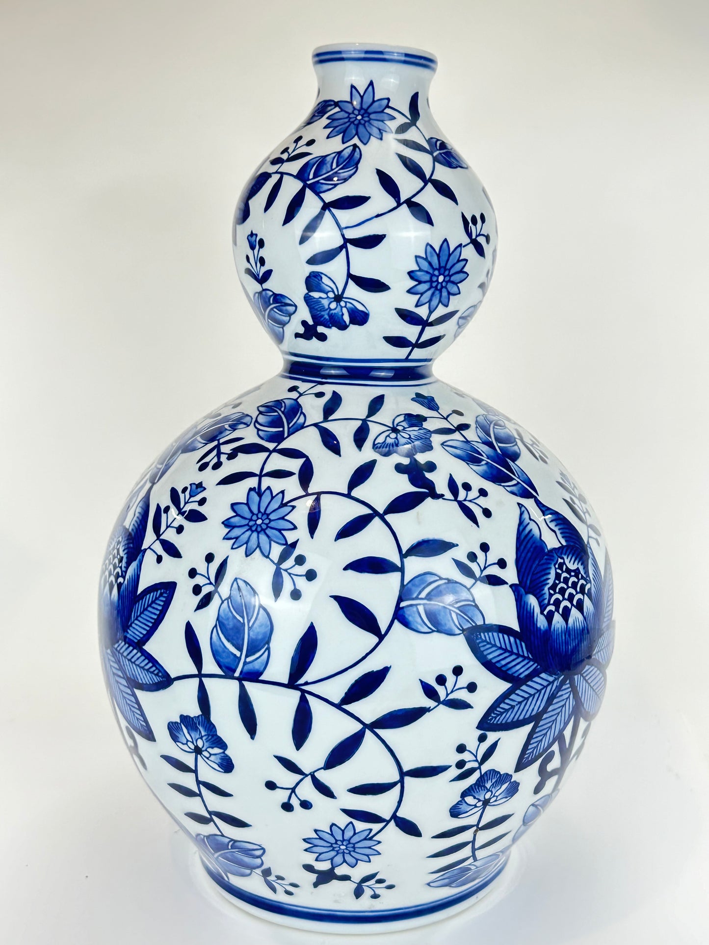 Vintage Chinese Large Vase Blue & White Gourd Shaped 20”H