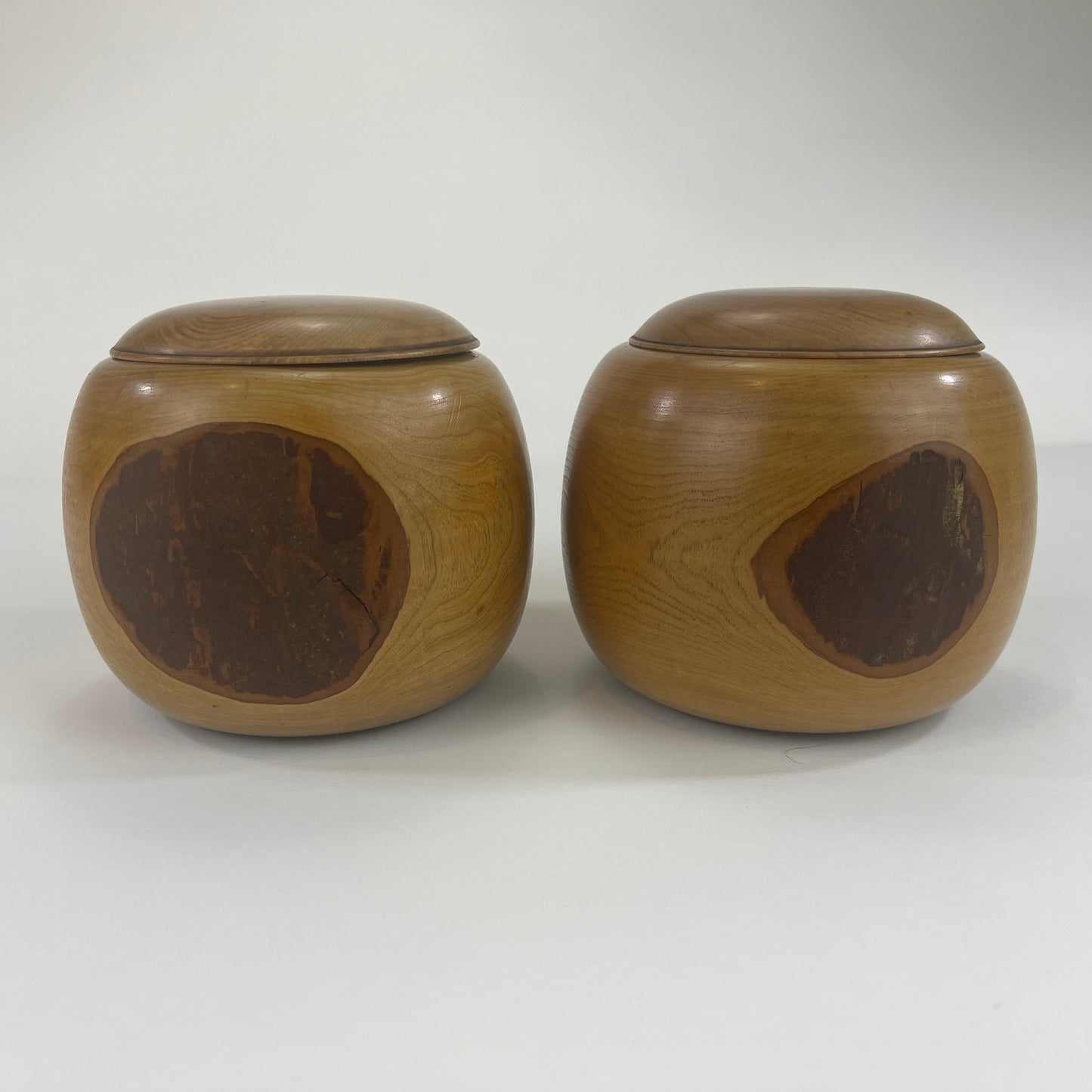 Vintage Go Stones Natural Shell & Slate w/ Keyaki Bowls