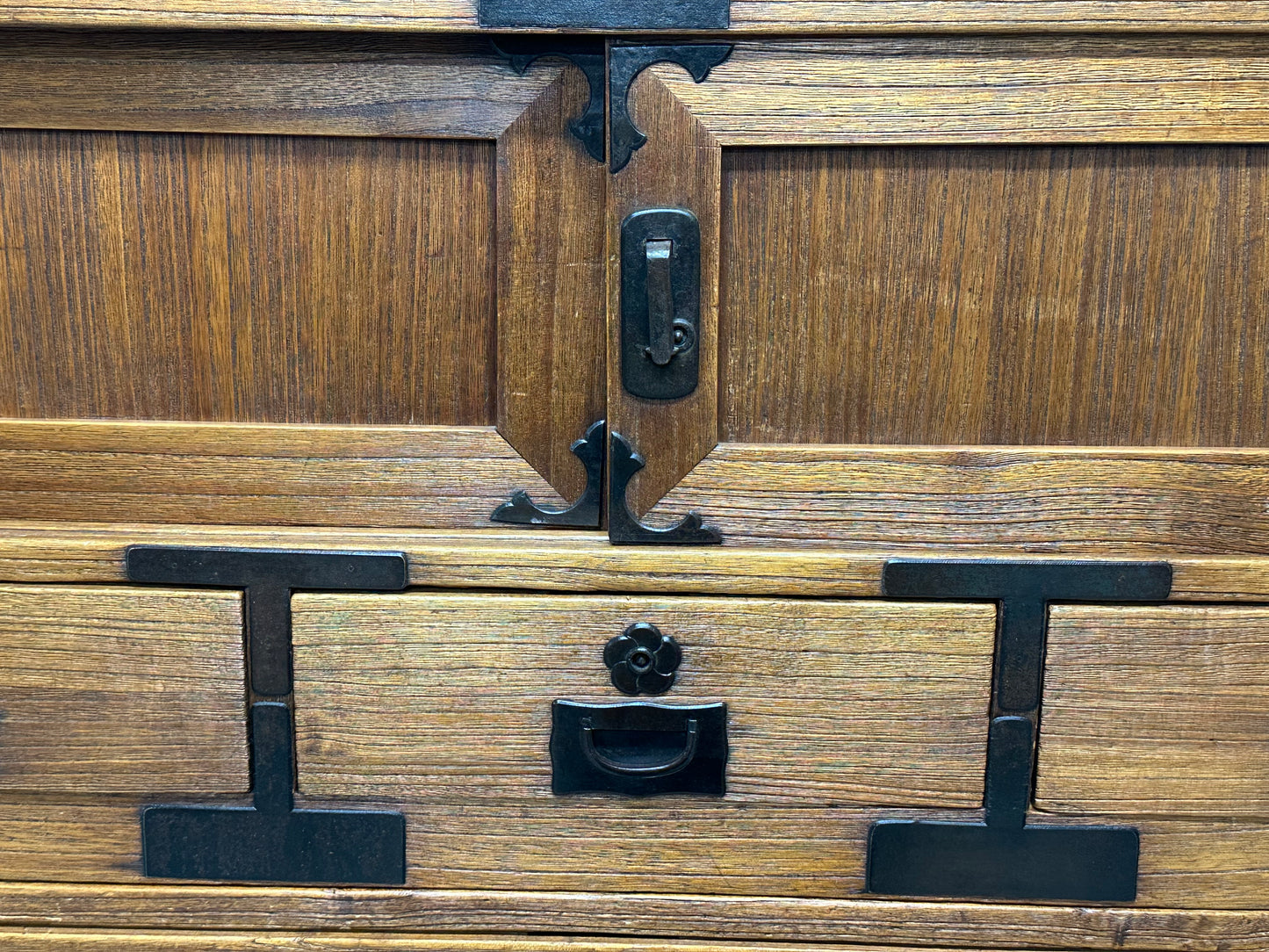 Antique Japanese Isho-Tansu Clothing Chest Taisho c1920’s 57”H Kiri Wood