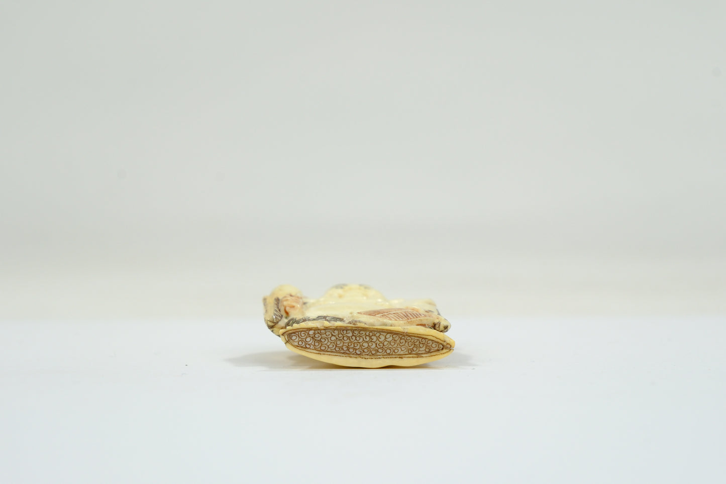 Vintage Chinese Hand-Carved Netsuke Immortal / Scholar Figurine 2"H