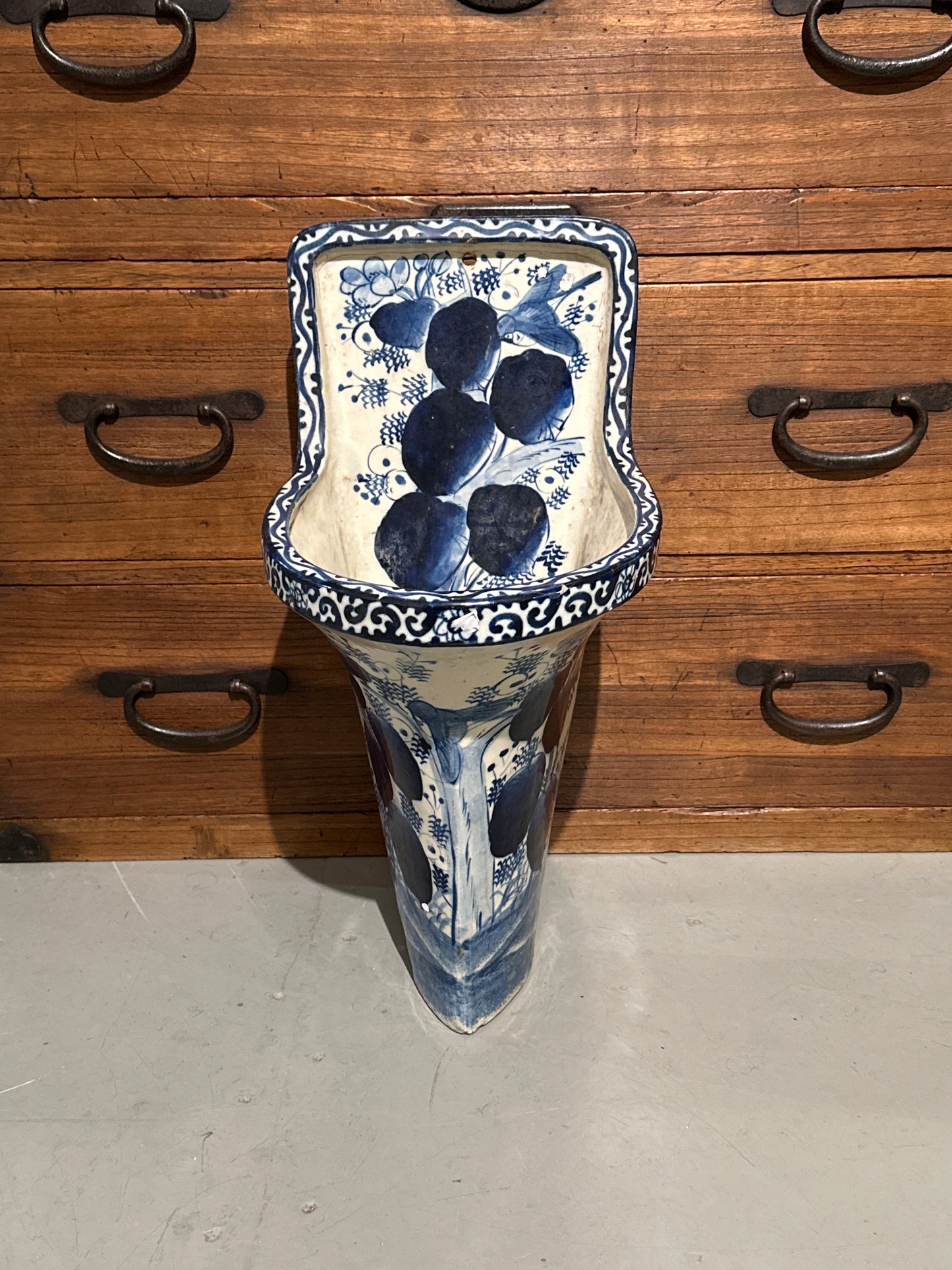 Antique Japanese Meiji Era c1880's Imari Urinal Flower Container 22”H