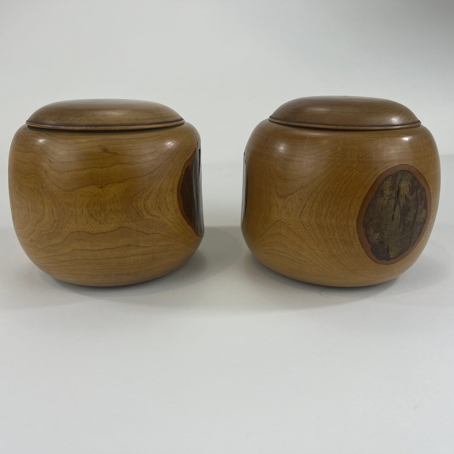 Vintage Go Stones Natural Shell & Slate w/ Keyaki Bowls