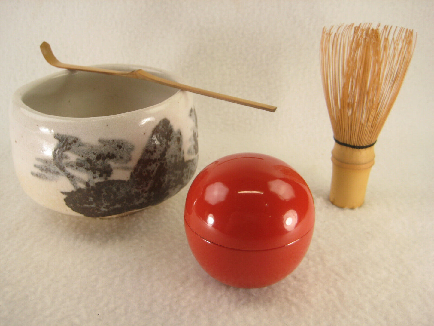 Japanese Mountain Chawan Tea Ceremony Bowl Landscape White 4.5"