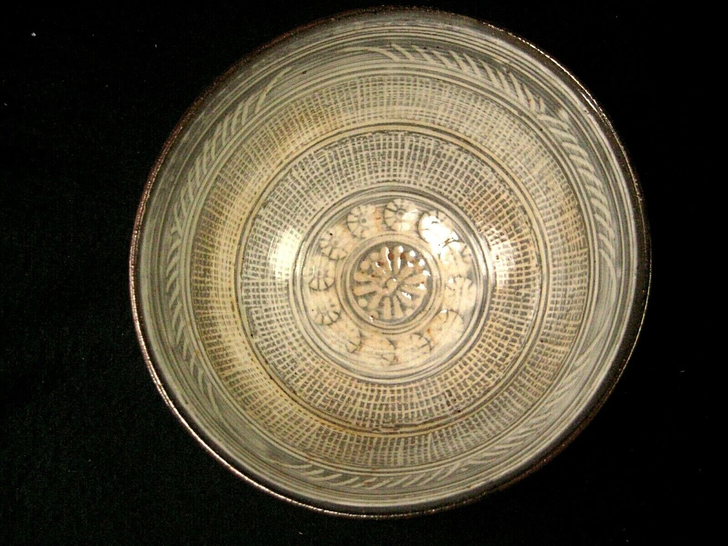 Vintage Japanese Handmade Chawan Mid Showa Gray & White Geometric Patterns 5.5"
