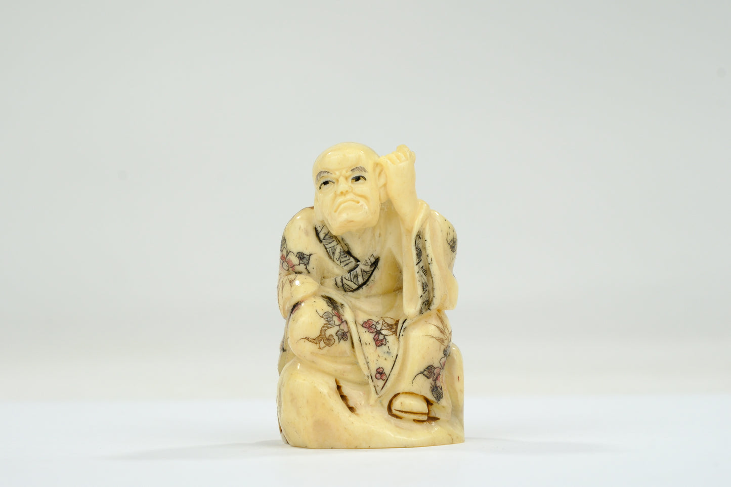 Vintage Chinese Figurine / Netsuke Hand Carved Oxbone ~2”H