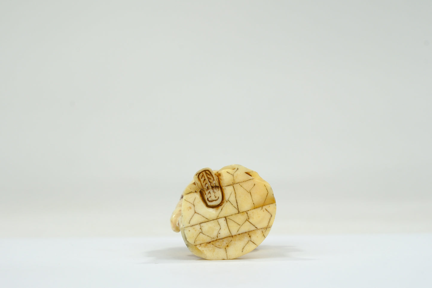 Vintage Chinese Figurine / Netsuke Hand Carved Oxbone ~2”H