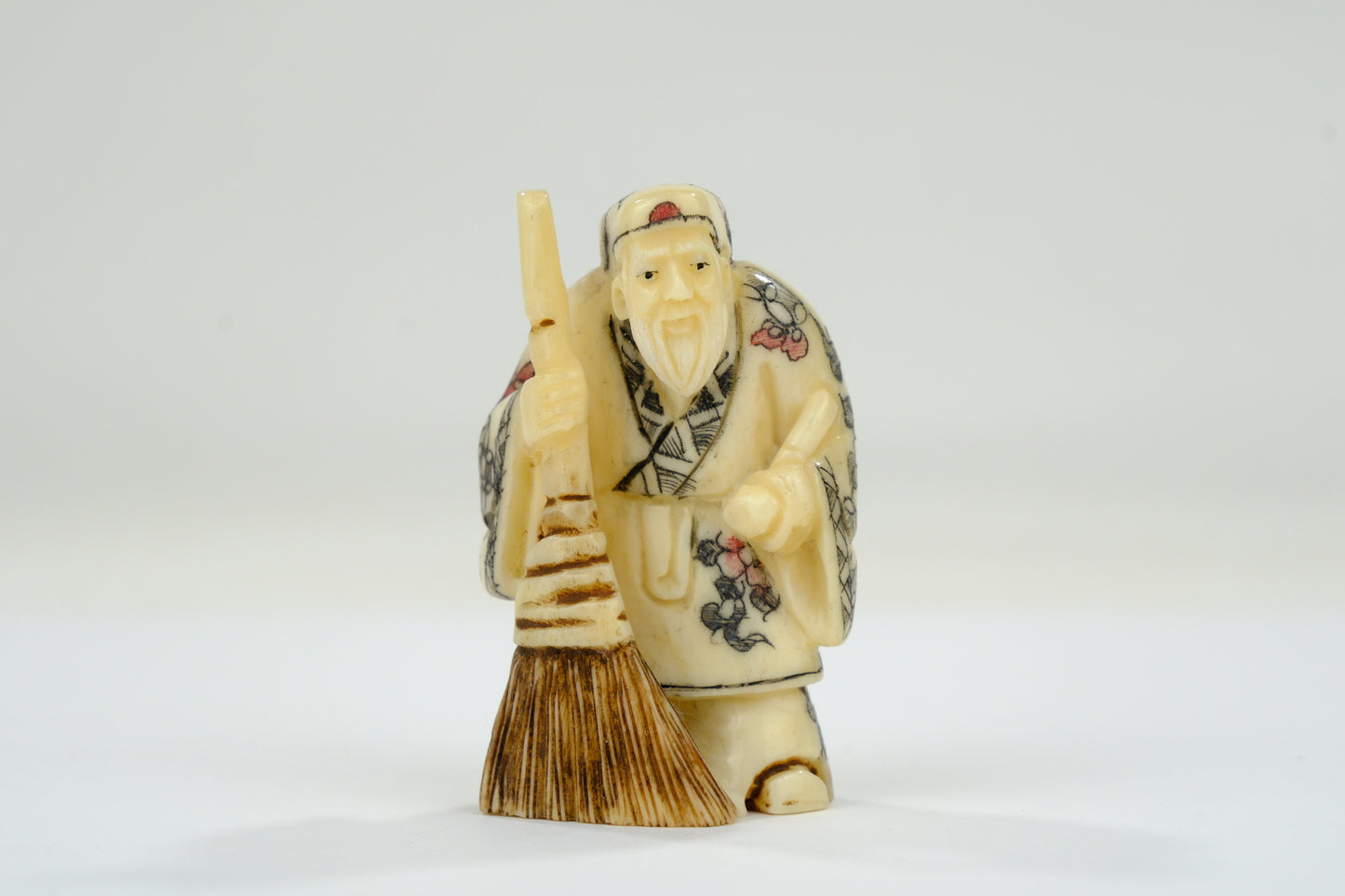 Vintage Chinese Figurine / Netsuke Hand Carved Oxbone ~2”H