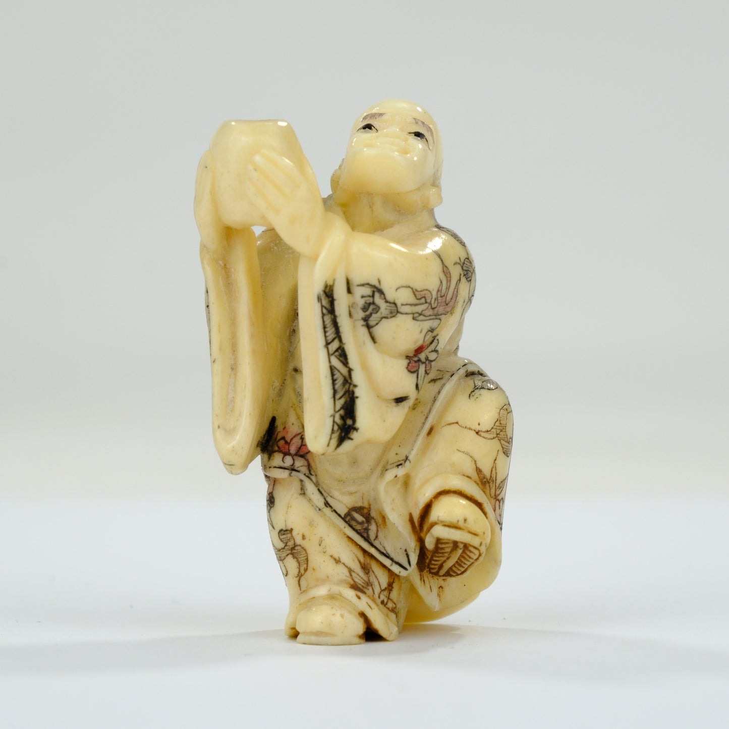 Vintage Chinese Figurine / Netsuke Hand Carved Oxbone ~2”H