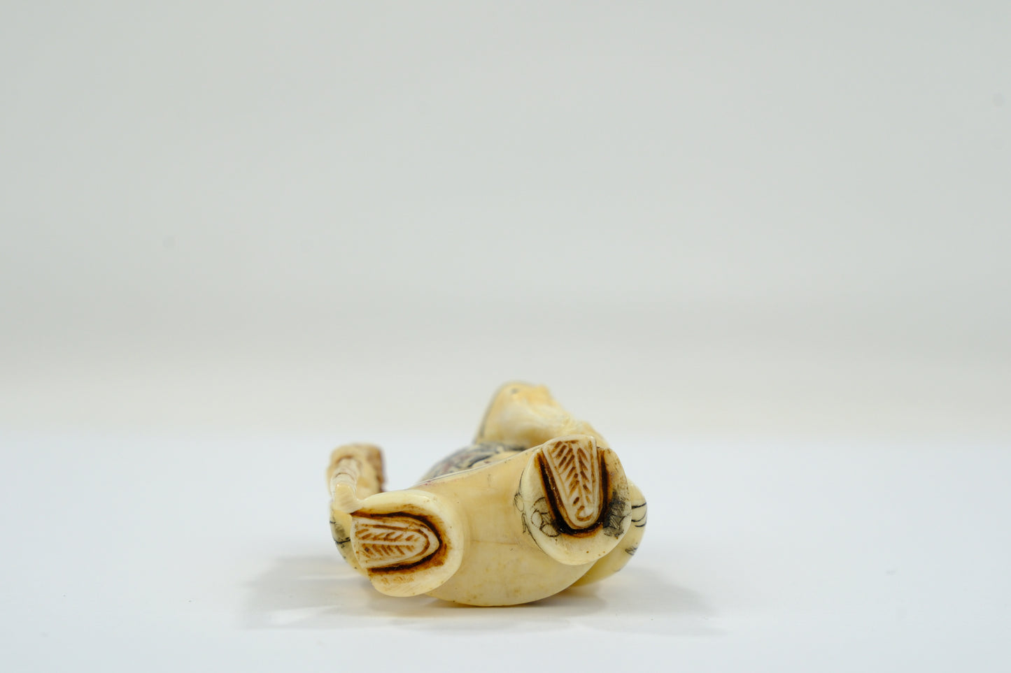 Vintage Chinese Hand-Carved Netsuke Immortal / Scholar Figurine 2"H