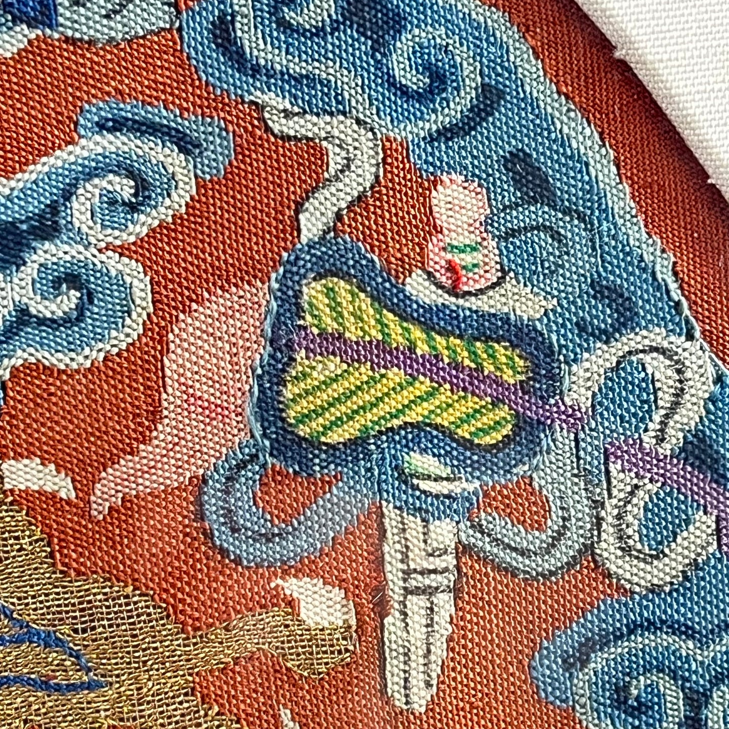 Framed Chinese Silk Wedding Emboidery Roundel (c.1900) 22"