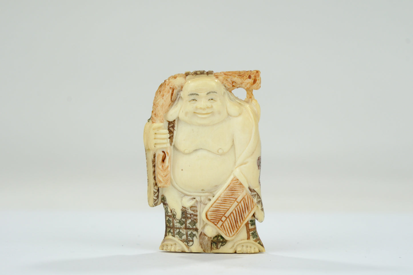 Vintage Chinese Figurine / Netsuke Hand Carved Oxbone ~2”H