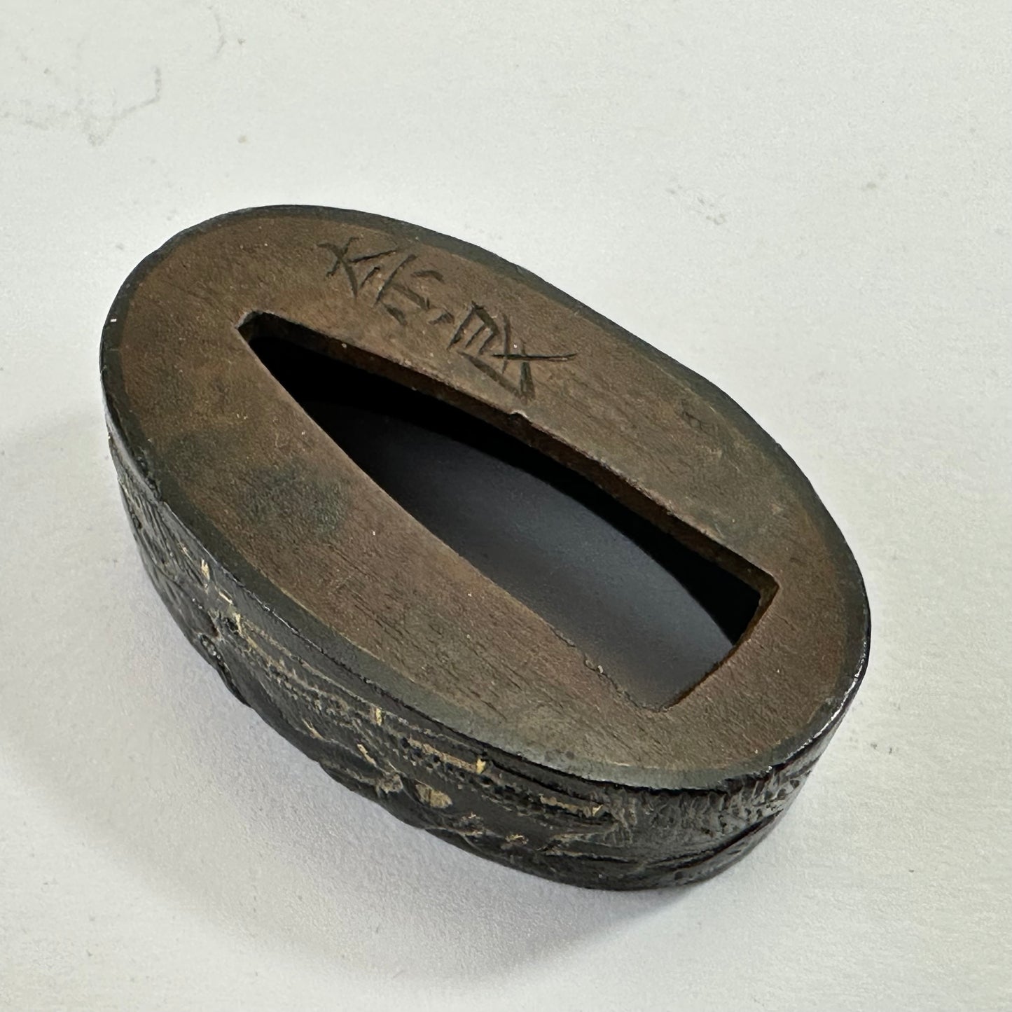 Antique Japanese Edo-Period Sword Katana Fuchi Samurai in Gold on Shakudō,