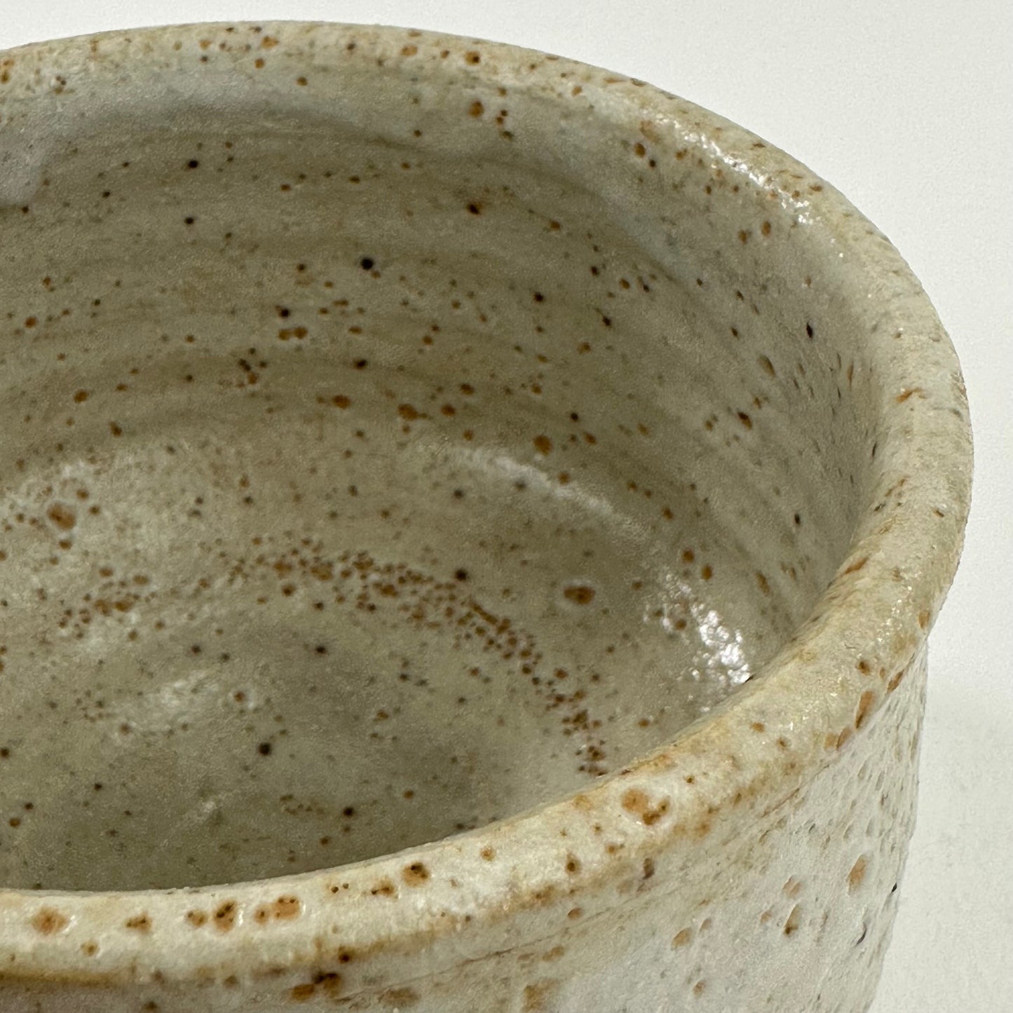 Vintage Japanese Hand Thrown Ceramic Tea Bowl Shino Chawan 5"