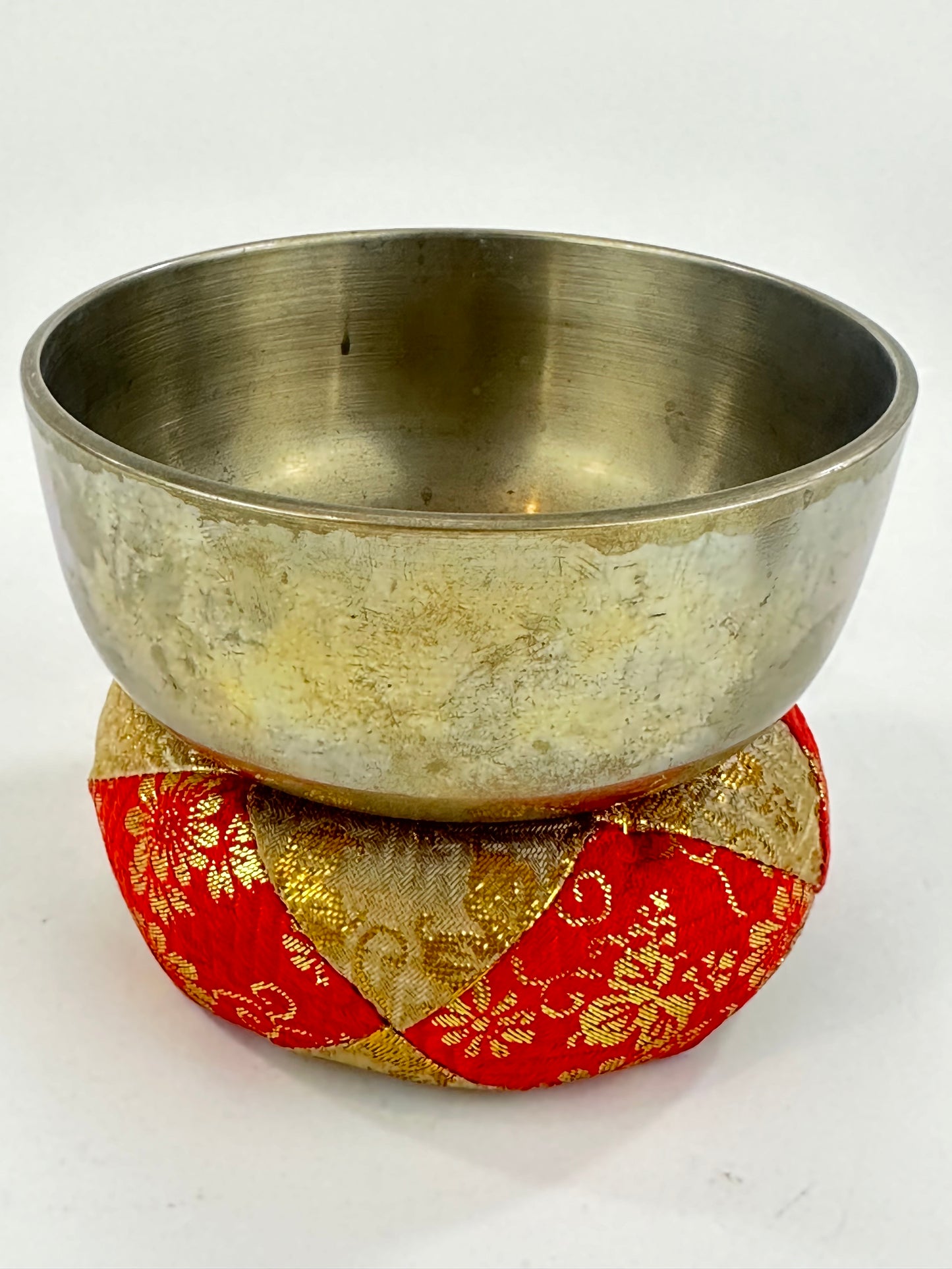 Vintage Japanese Bronze Singing Bowl Buddhist Alter Meditation Zazen 4.75"