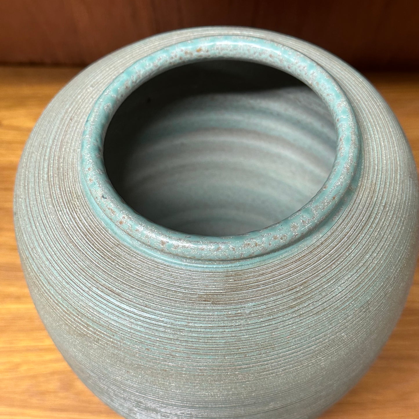 Vintage Japanese Showa Era (mid 20th) Hand Thrown Vase Ikebana