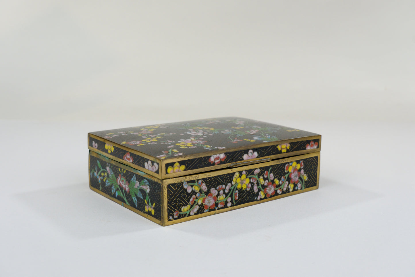 Antique Chinese c1910's Cloisonné Hinged Box w/ Floral Motif on Black 5"