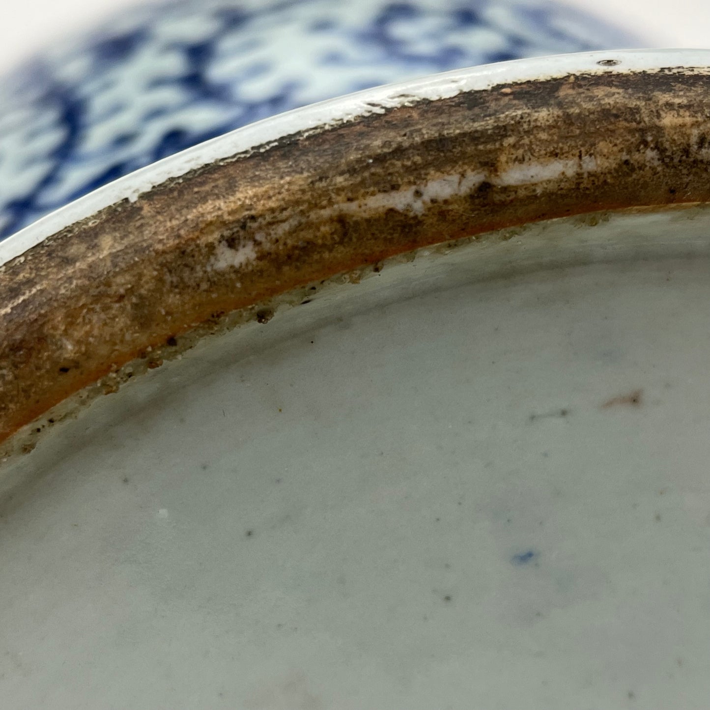 Antique Chinese Qing 19th Century Blue & White Temple Jar w/ Lid Hand Painted 8"