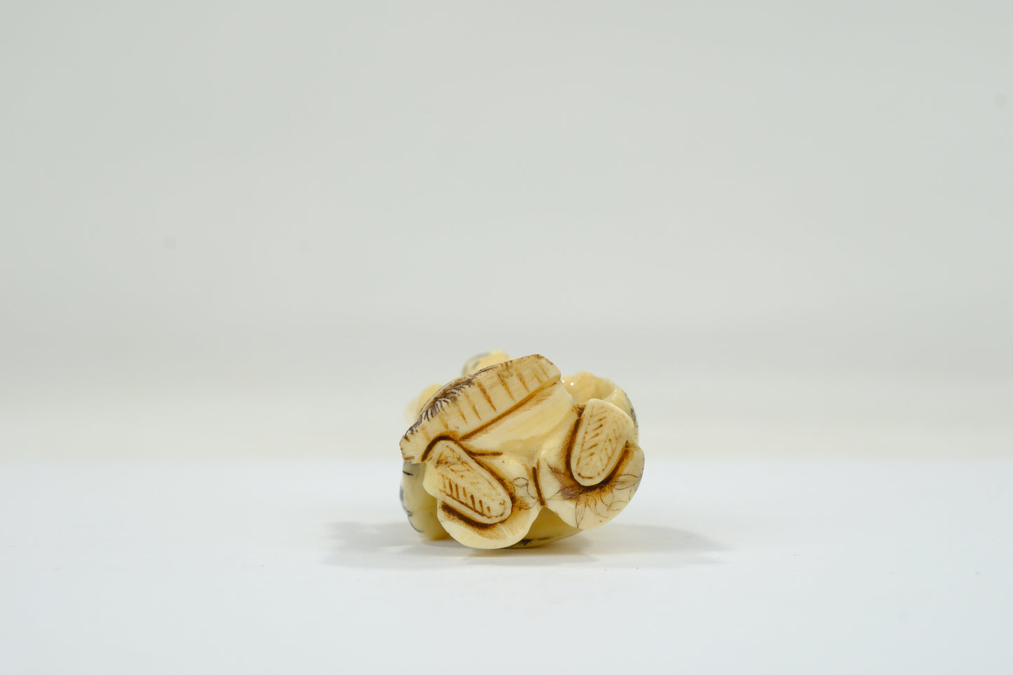 Vintage Chinese Figurine / Netsuke Hand Carved Oxbone ~2”H
