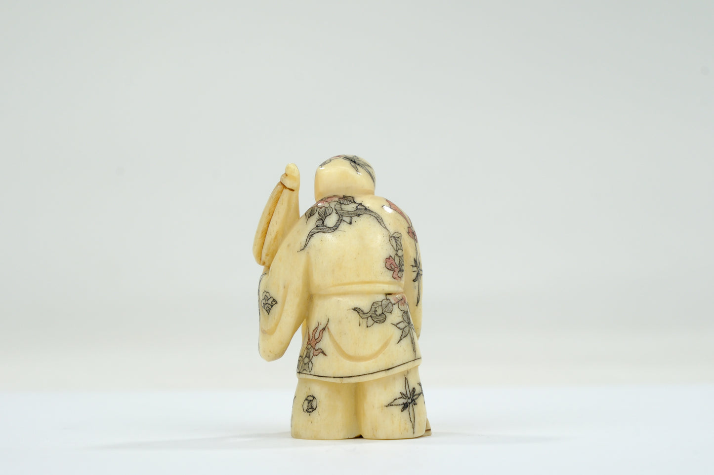 Vintage Chinese Figurine / Netsuke Hand Carved Oxbone ~2”H