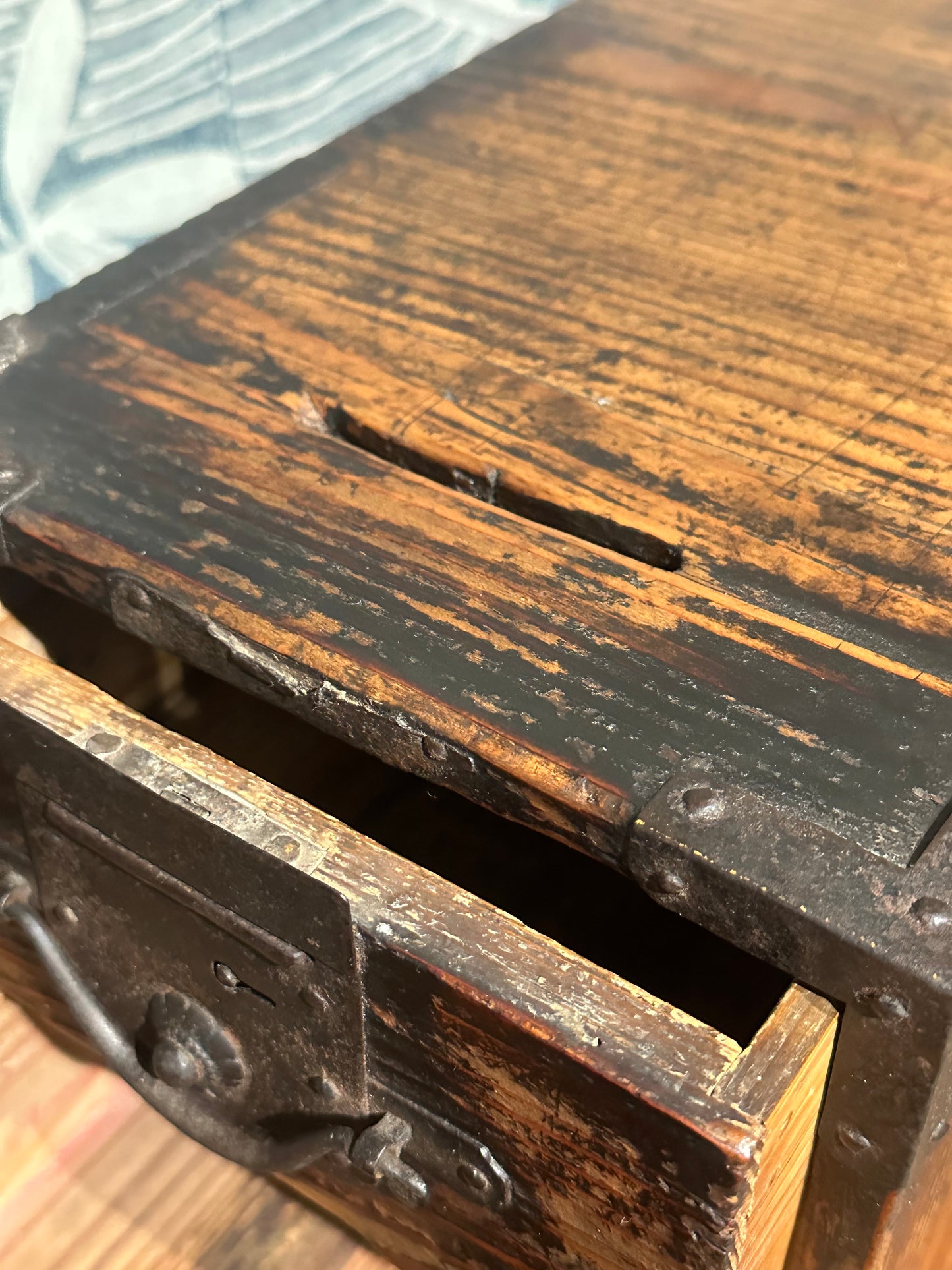 Antique Japanese Meiji c1881 Sugi Wood Suzuribako Ballot Box Tansu Chest 15”