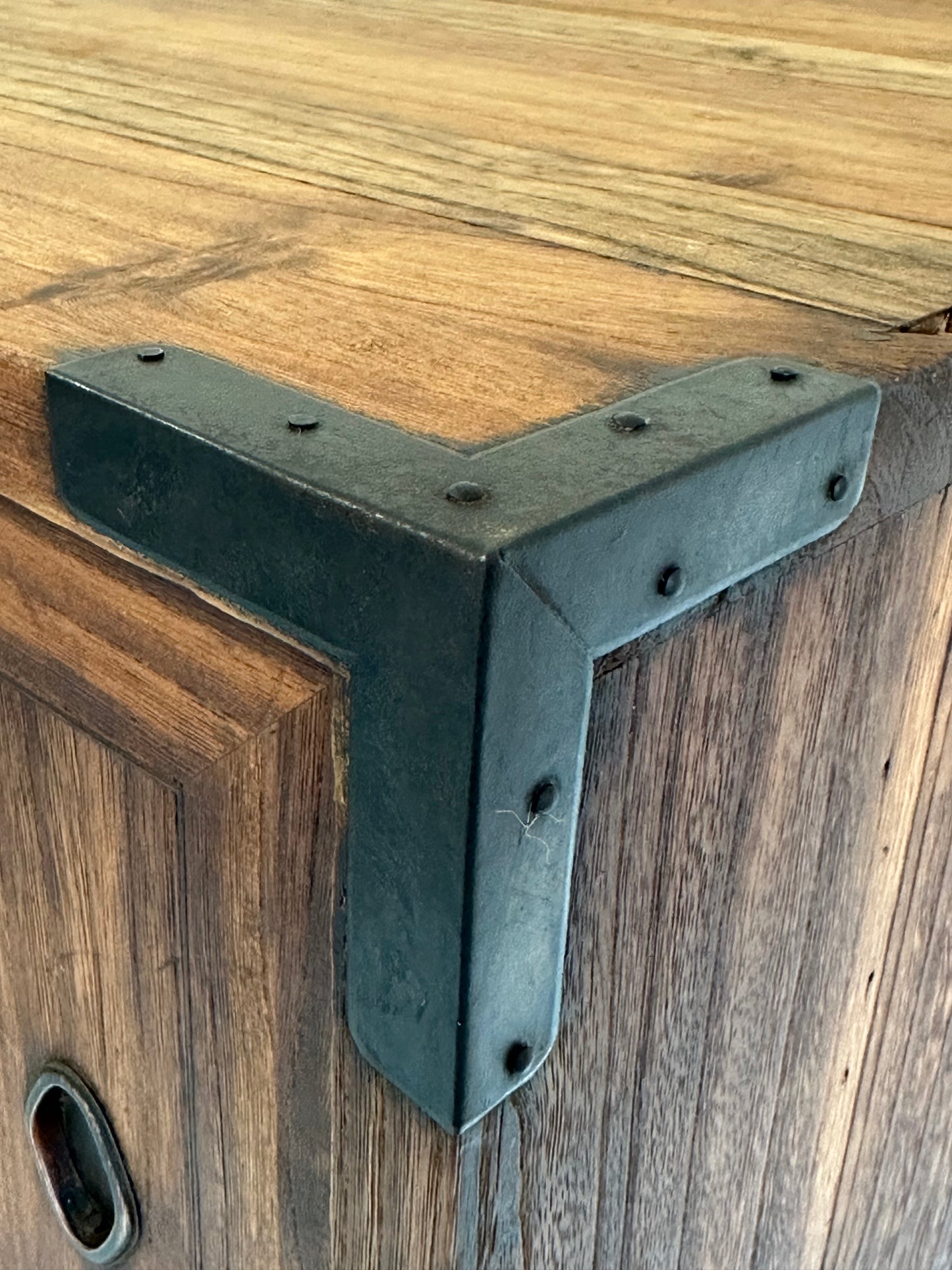 Antique Japanese Isho-Tansu Clothing Chest Taisho c1920’s 57”H Kiri Wood