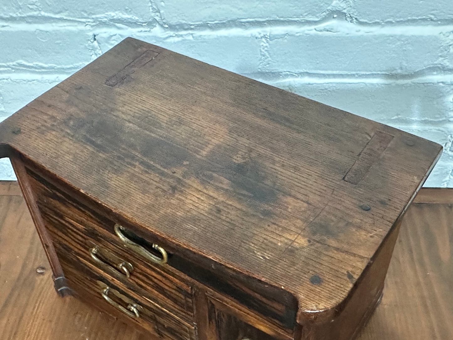 Antique Japanese 4 Drawer Kyodai Vanity Tansu Persimmon Wood 14" Haribako