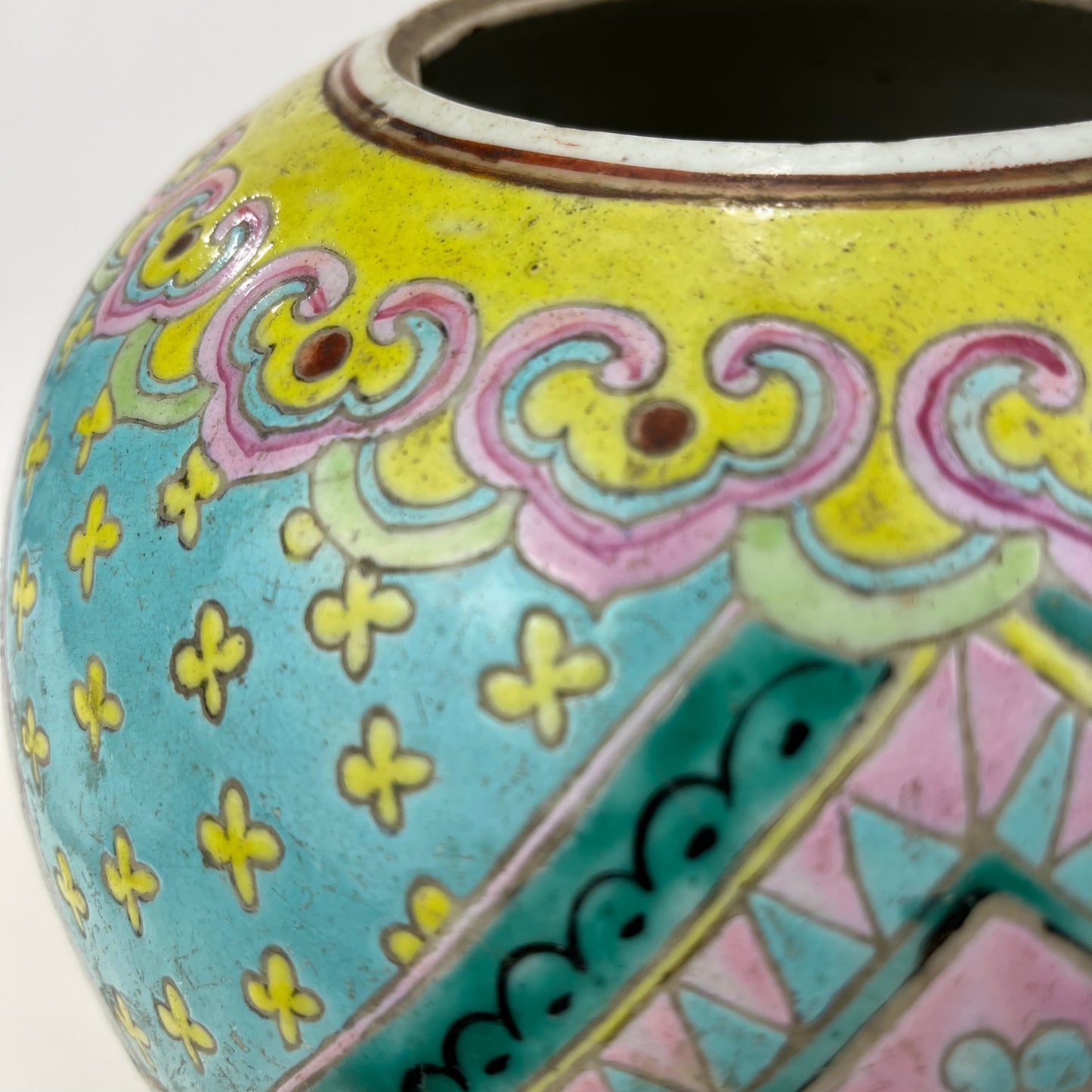 Antique Chinese Qing 19th Century Green & Pink Ginger Jar Hand Painted 8"