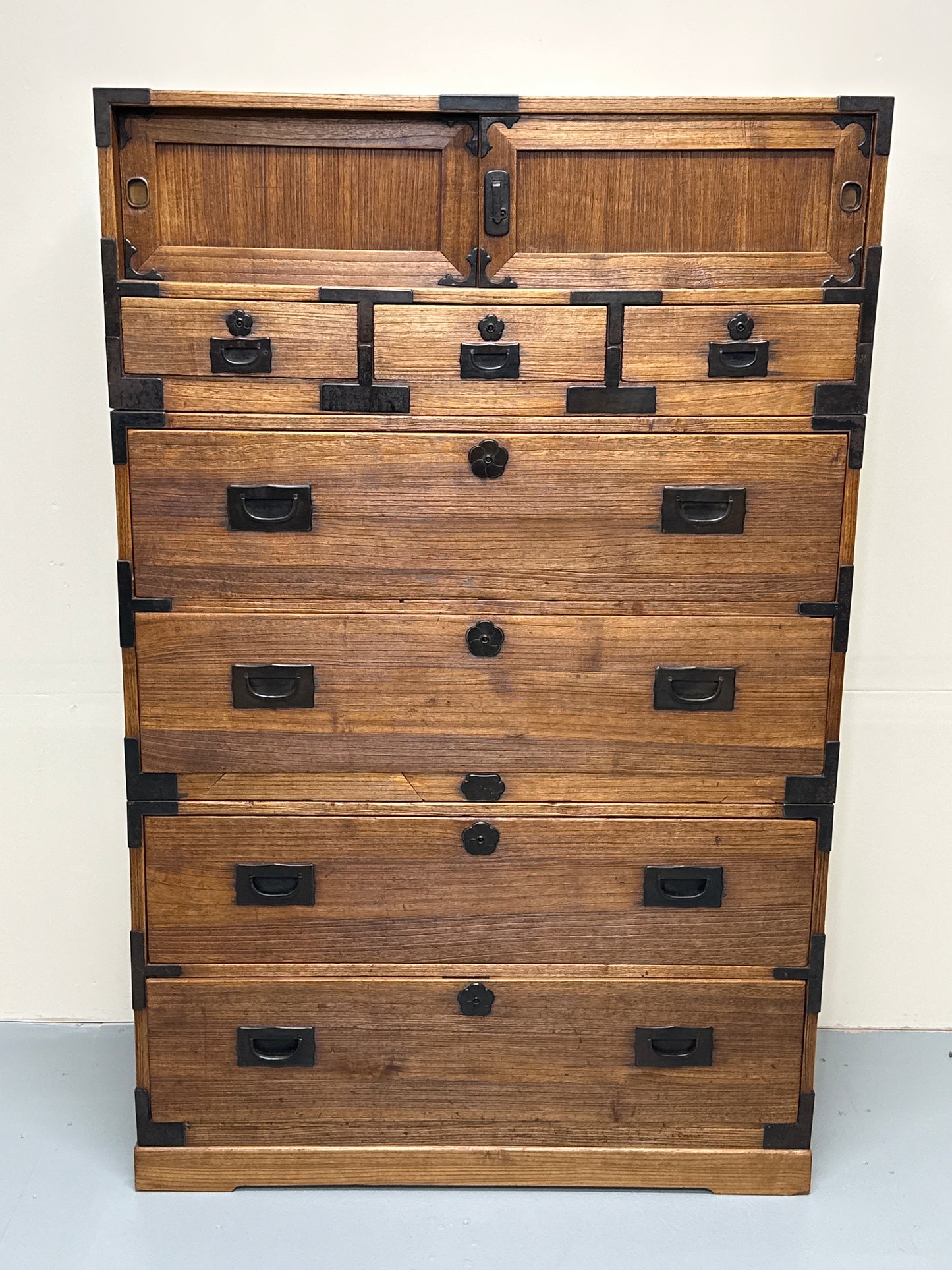 Antique Japanese Isho-Tansu Clothing Chest Taisho c1920’s 57”H Kiri Wood