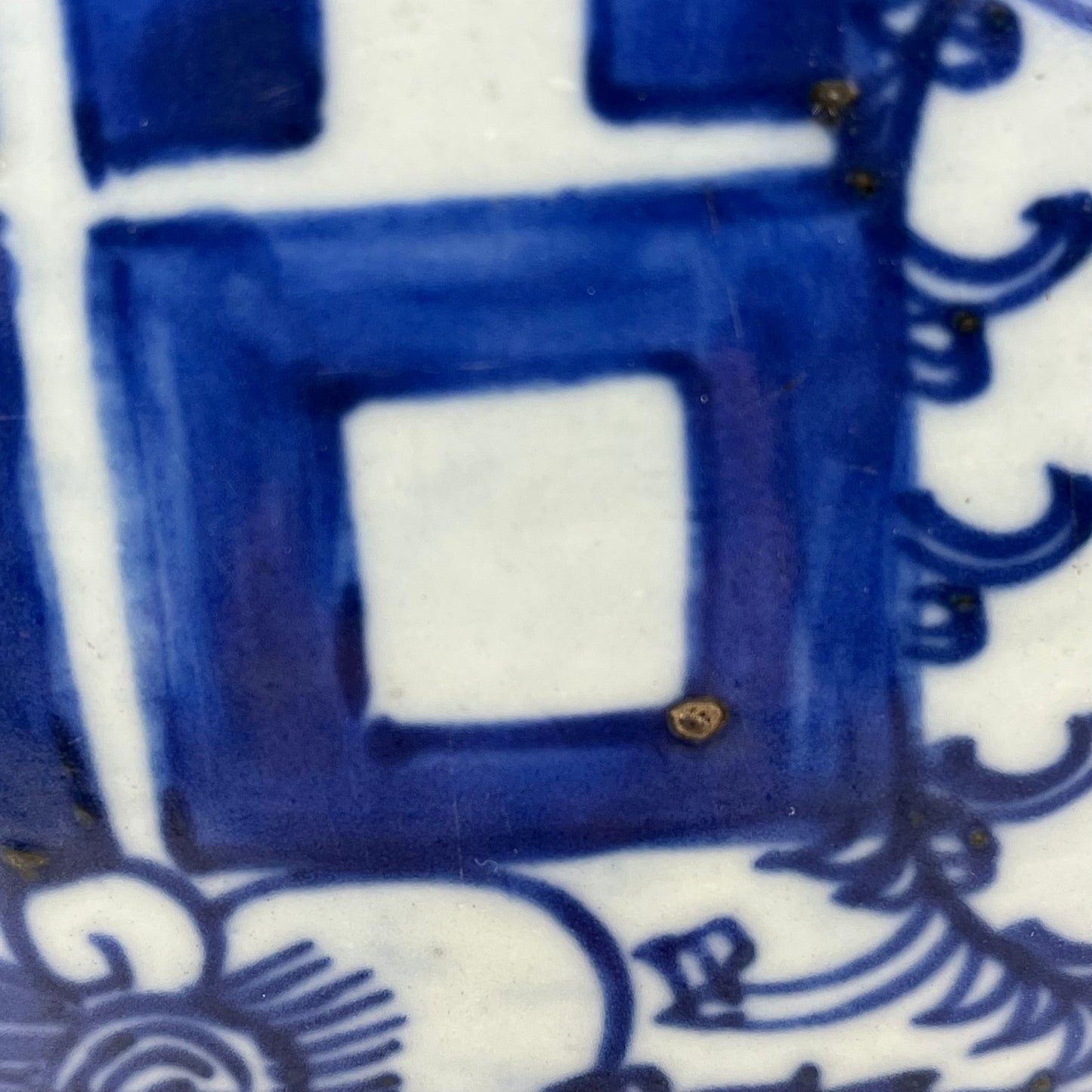 Antique Chinese Qing 19th Century Blue & White Temple Jar w/ Lid Hand Painted 8"