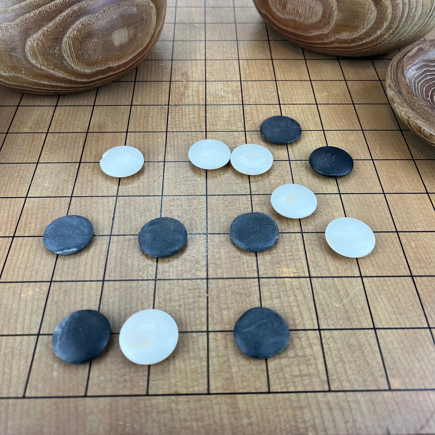 Vintage Go Stones Shell & Slate w/ Bowls