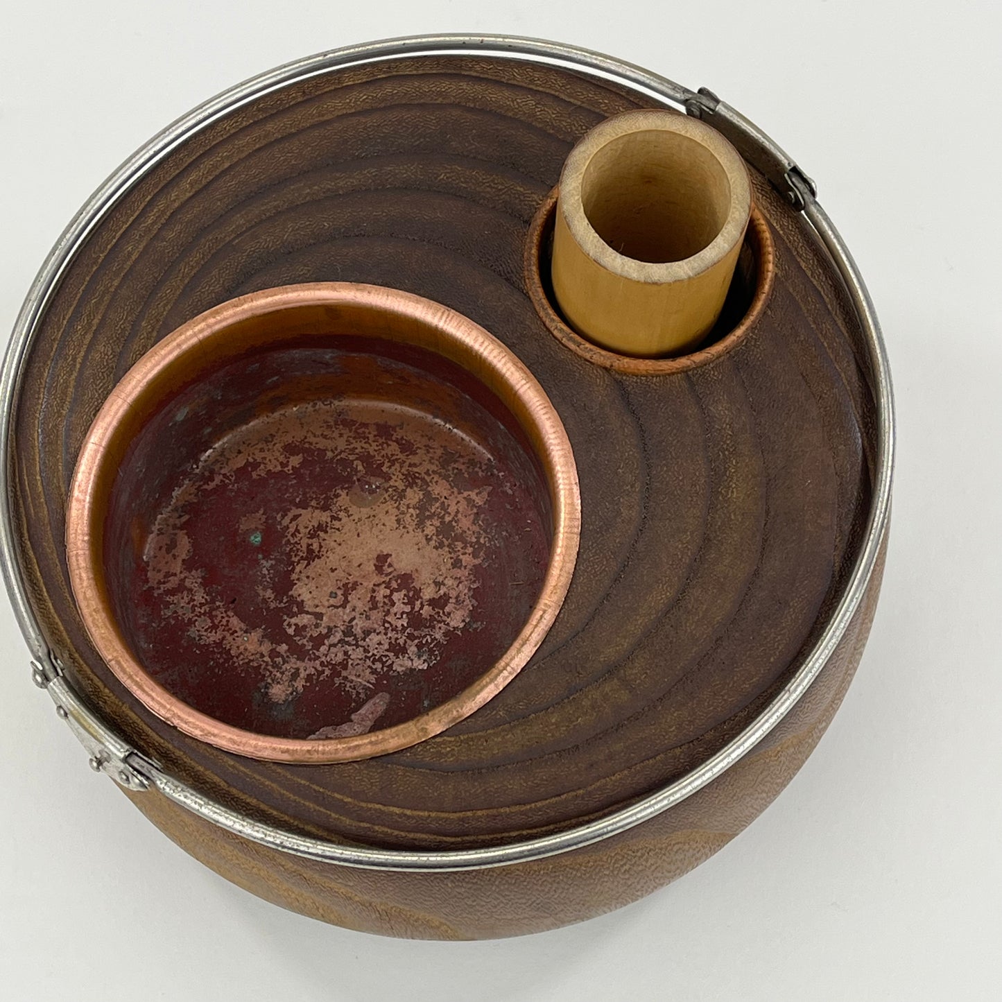 Antique Japanese Tobakobon Round w/ compartments & handles