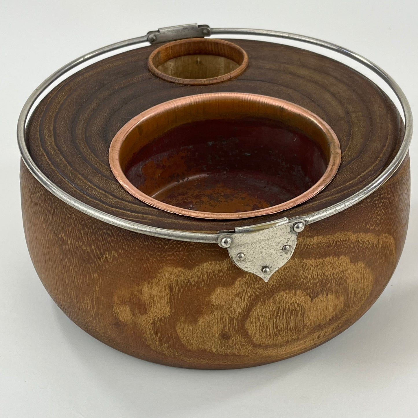 Antique Japanese Tobakobon Round w/ compartments & handles