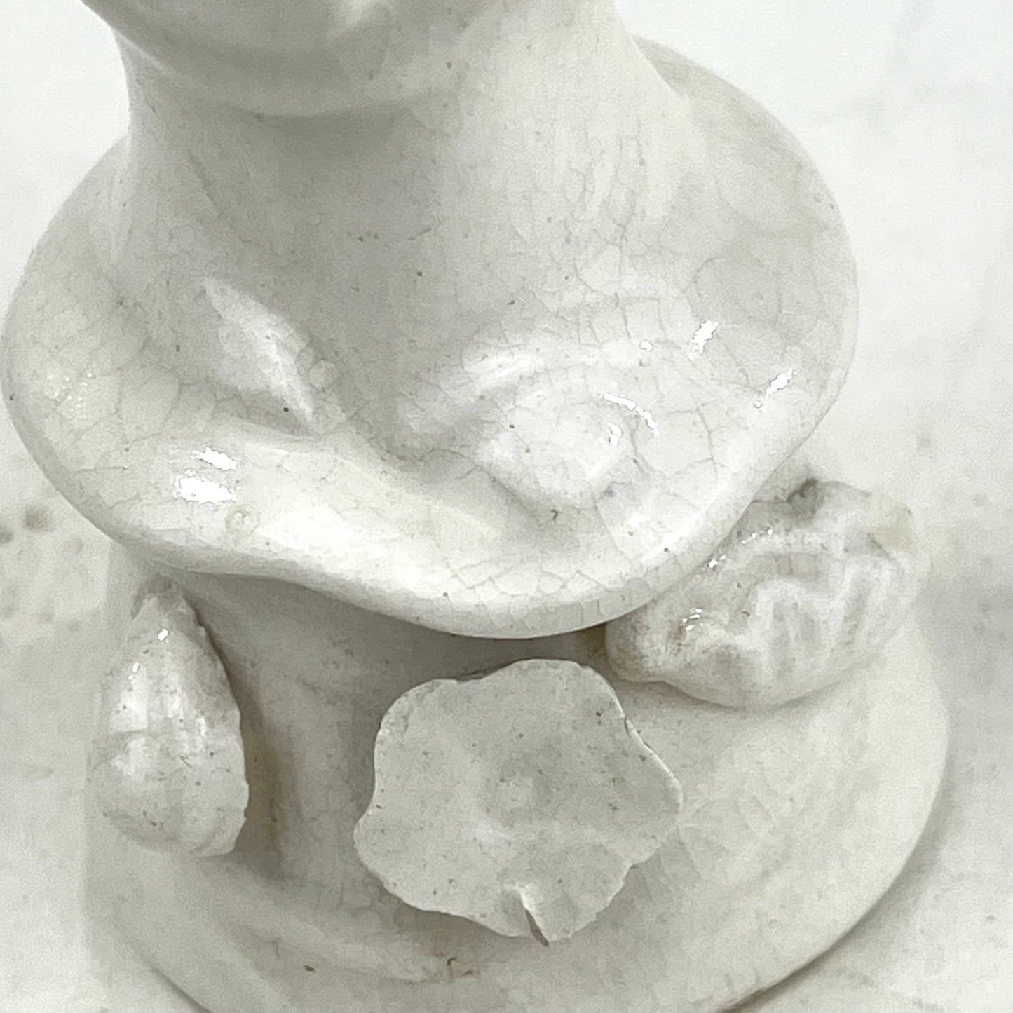 Quan-Yin Statue Porcelain God/Gooddess of Compassion Standing Pose 6”