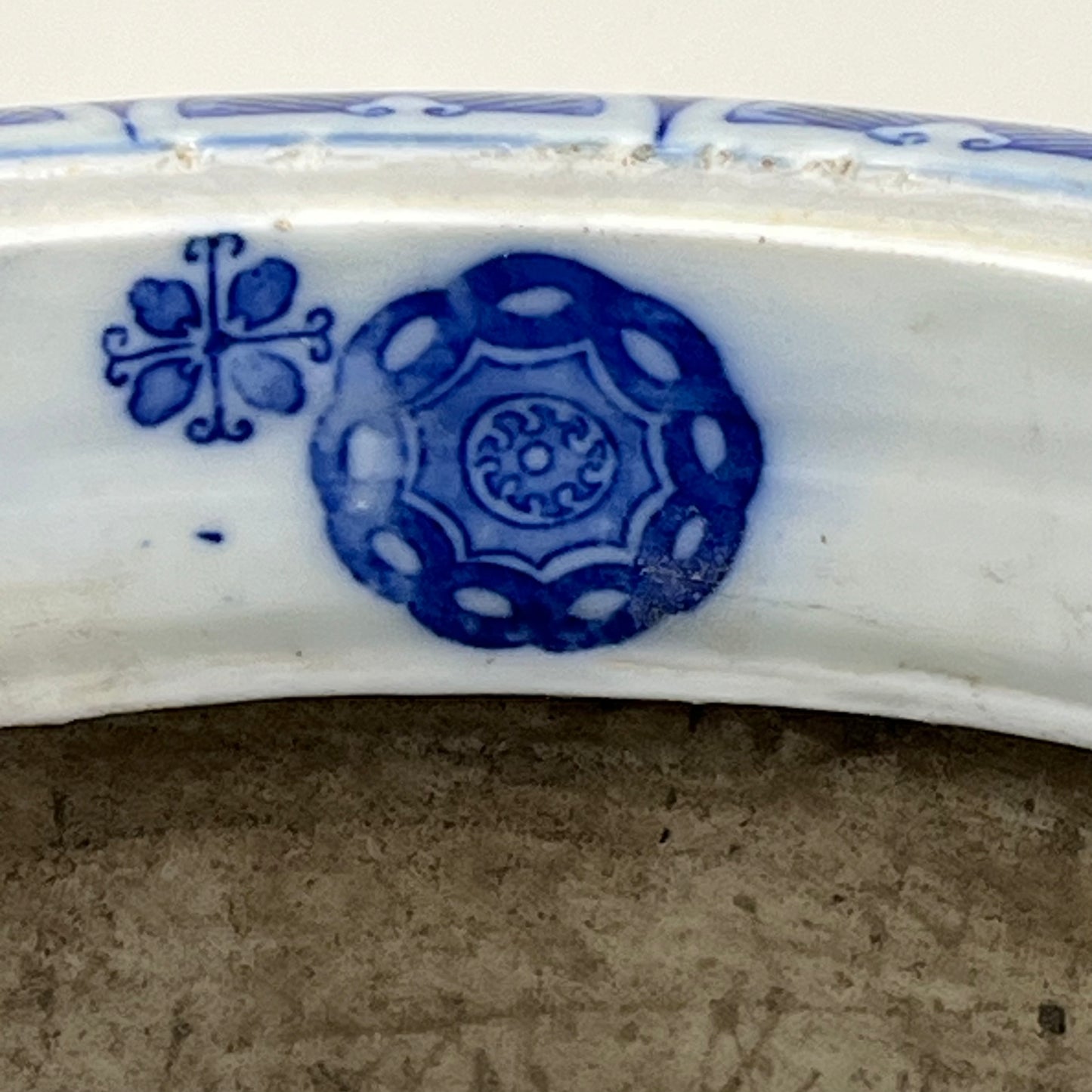 Antique Japanese Meiji Era Ceramic Blue & White Hibachi Brazier Flower motif 8”