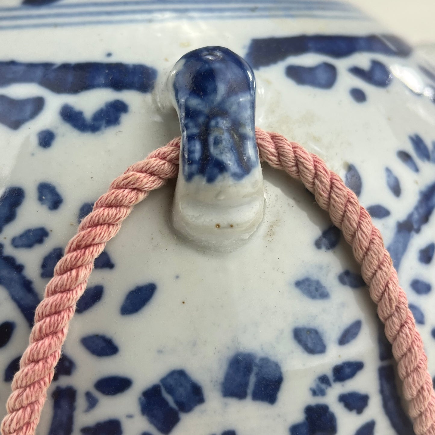 Vintage Chinese (c1950) Ceramic Tea Pot Cobalt Blue & White 9"
