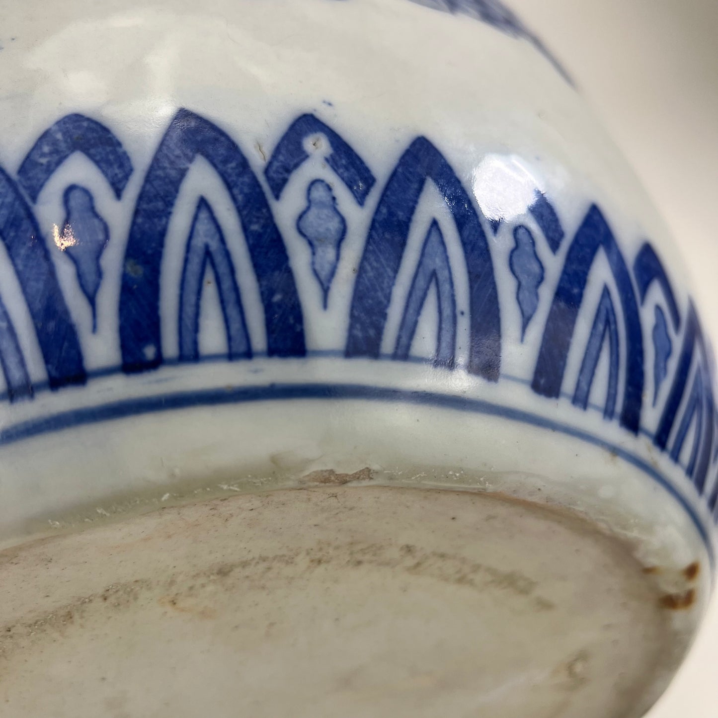 Antique Japanese Meiji Era Ceramic Blue & White Hibachi Brazier Flower motif 8”