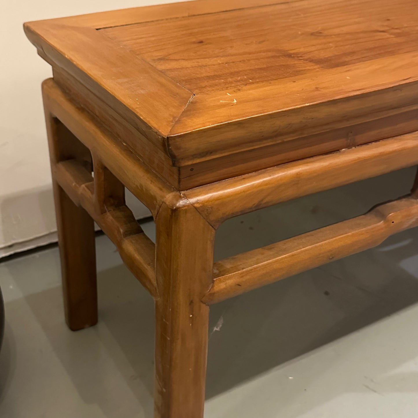 Antique Chinese Qing Dynasty Yumu Wood Bench