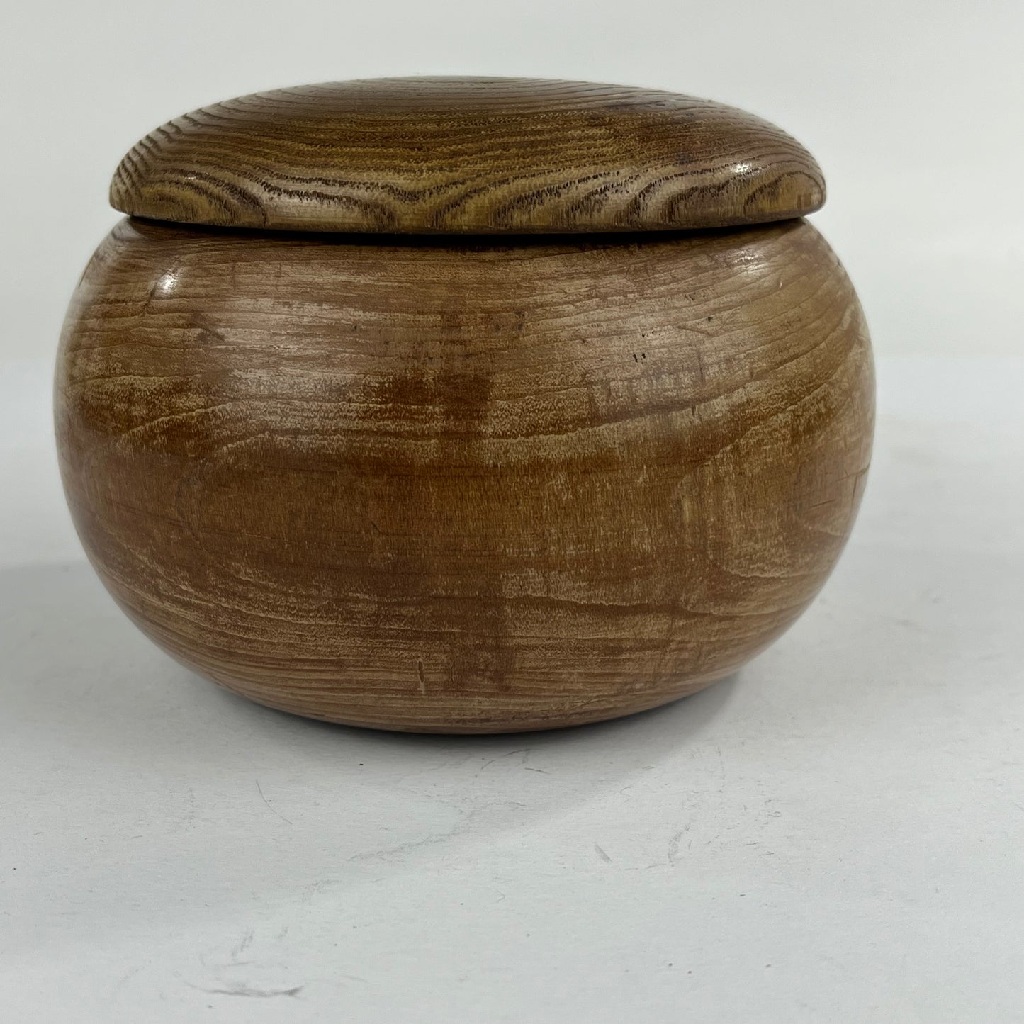 Vintage Round Wooden Lidded Box Bowls 5”