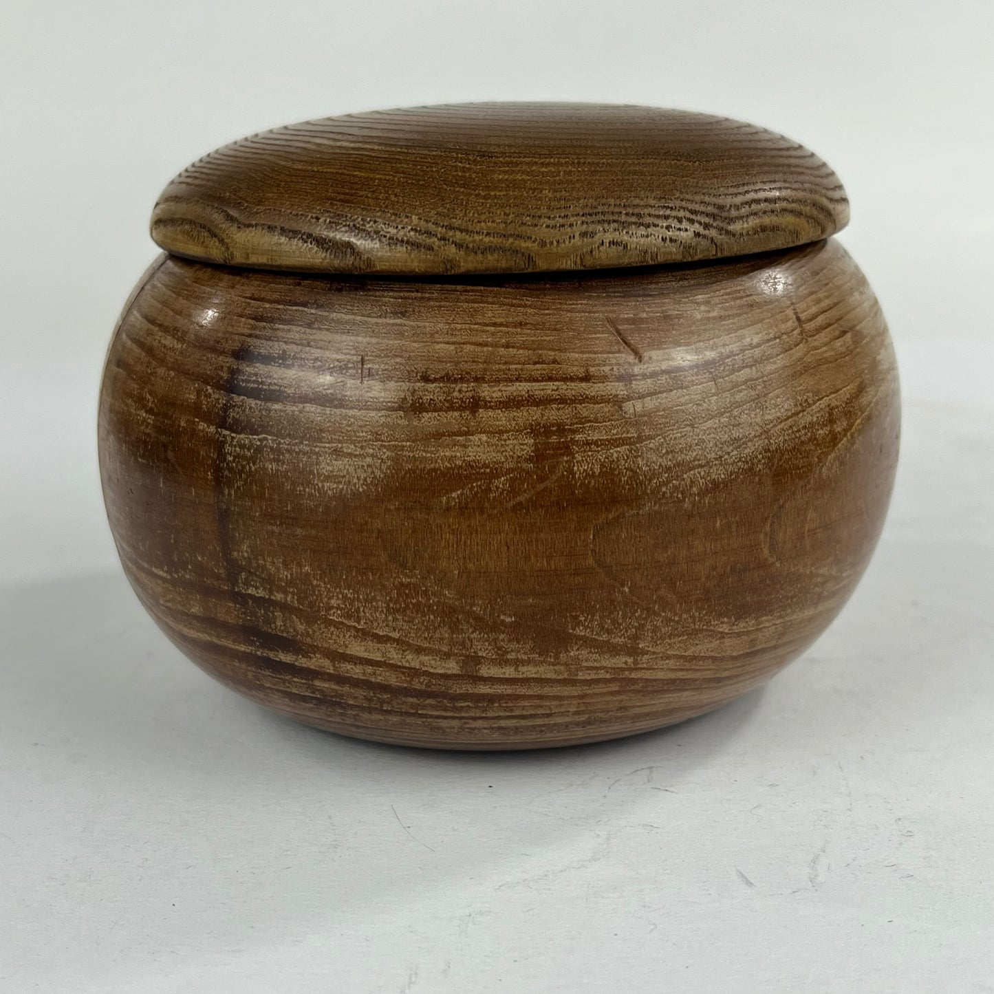 Vintage Round Wooden Lidded Box Bowls 5”