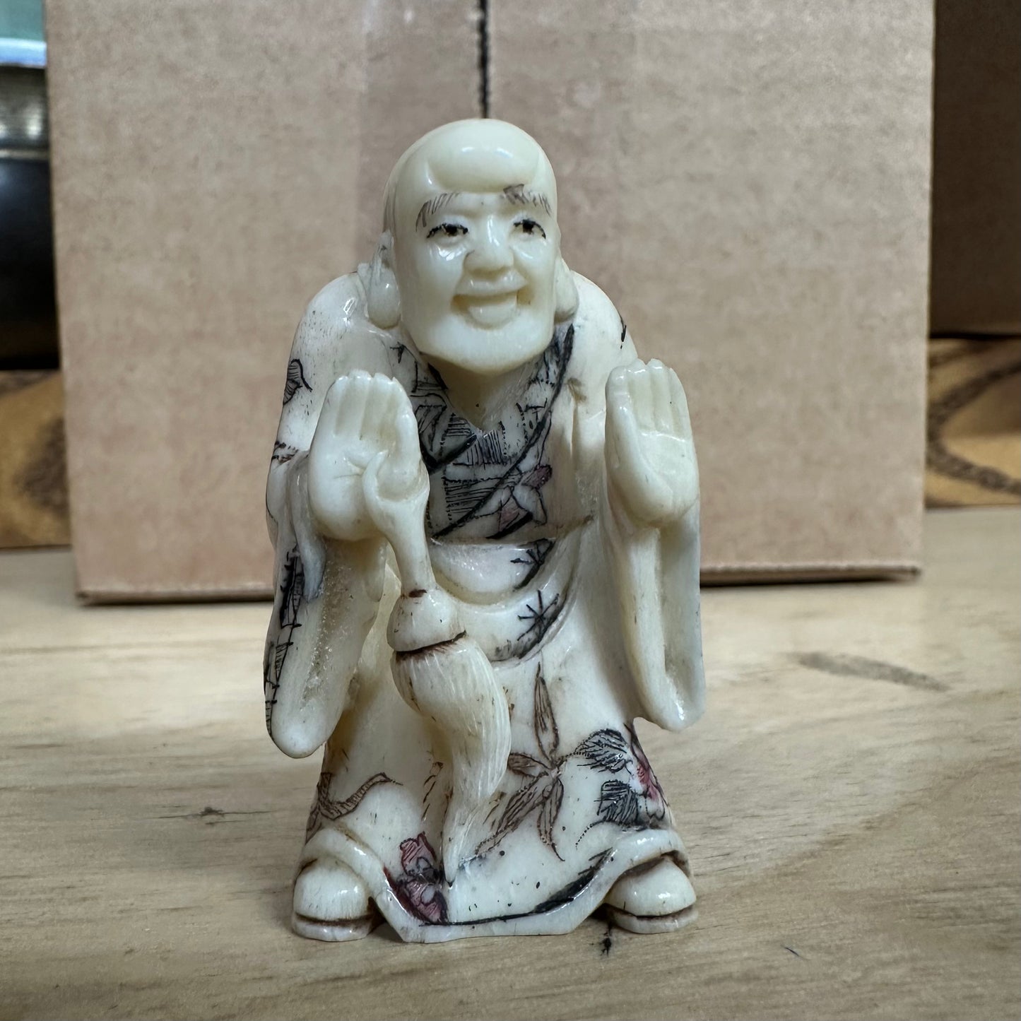 Vintage Chinese Hand-Carved Netsuke Immortal / Scholar Figurine 2"H