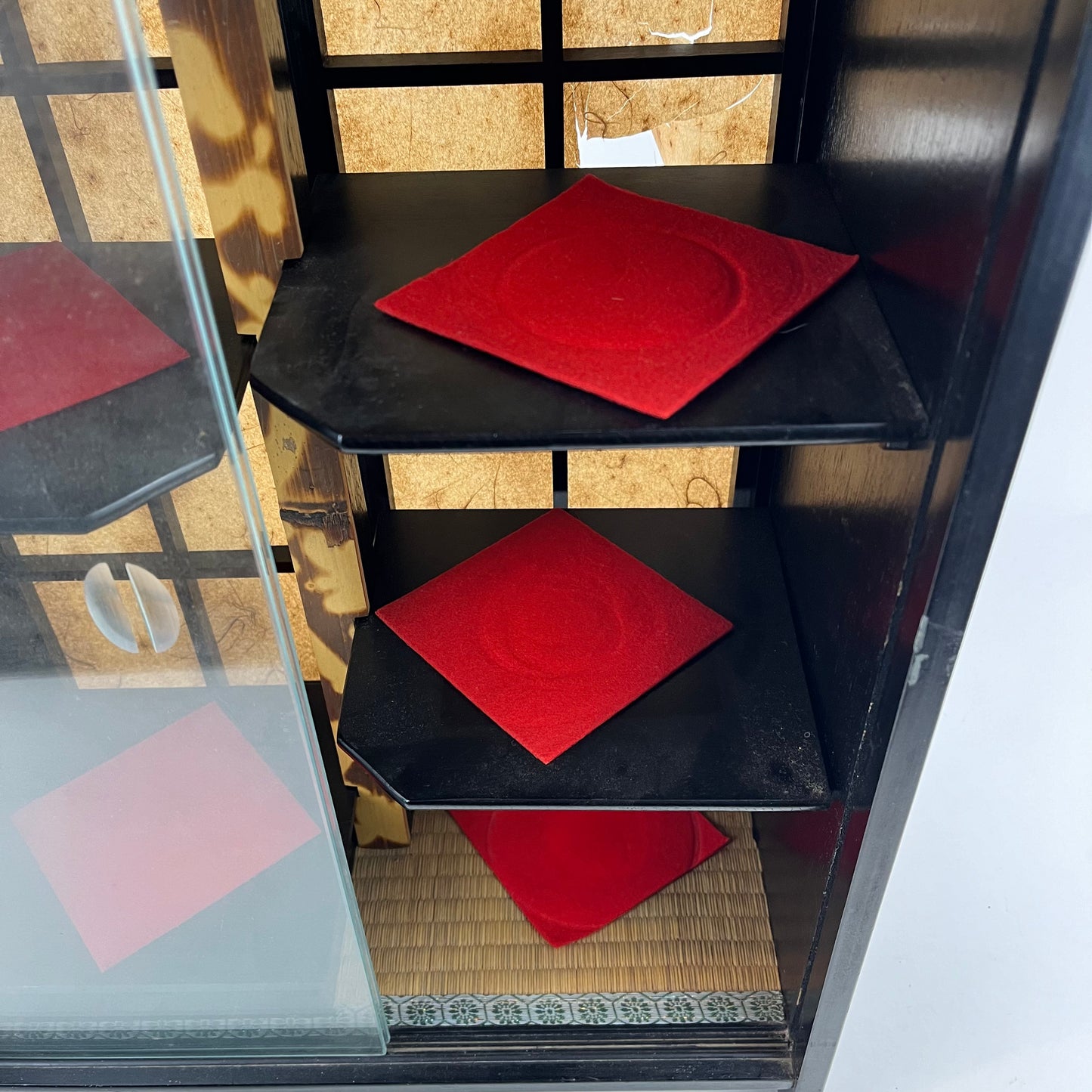 Vintage Japanese Lacquered Tea Display Box w/ Glass Front