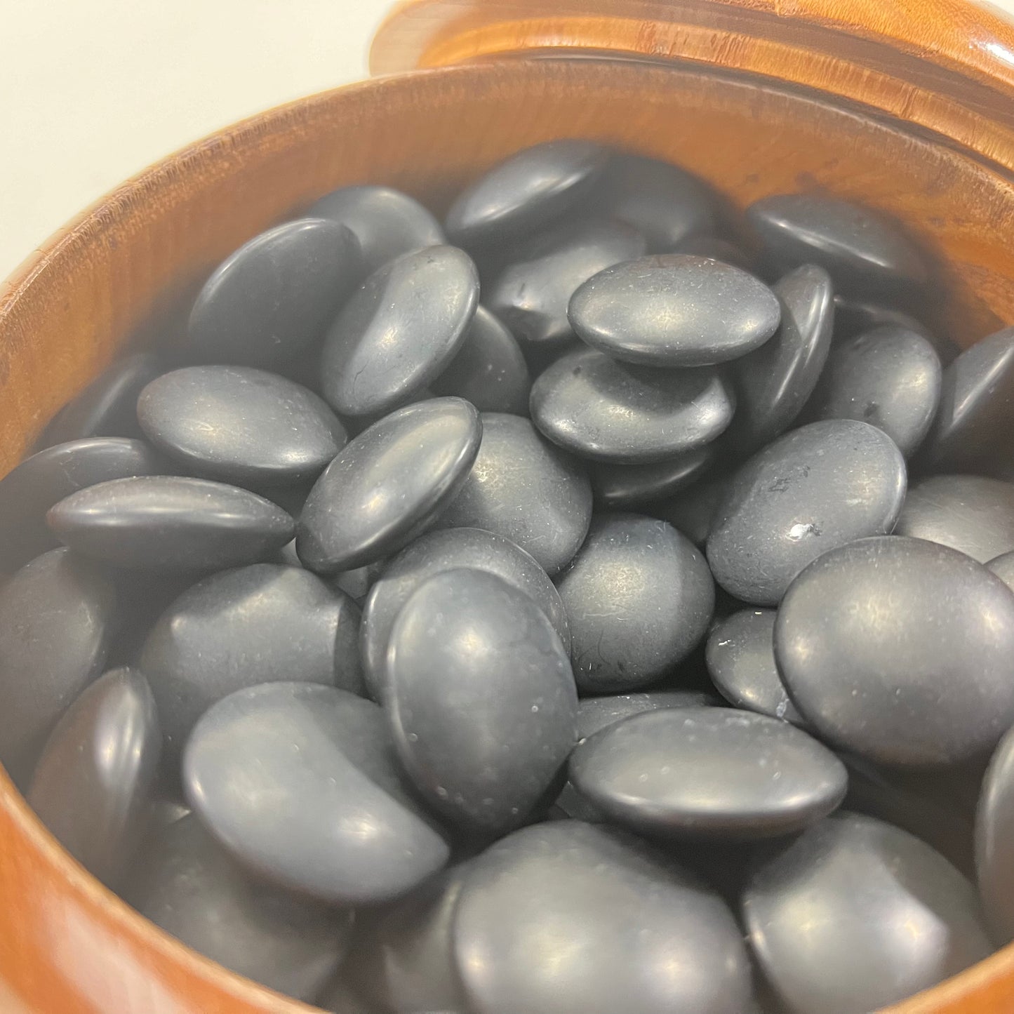 Vintage Professional Grade Go Stones Shell & Slate w/ Bowls & Box