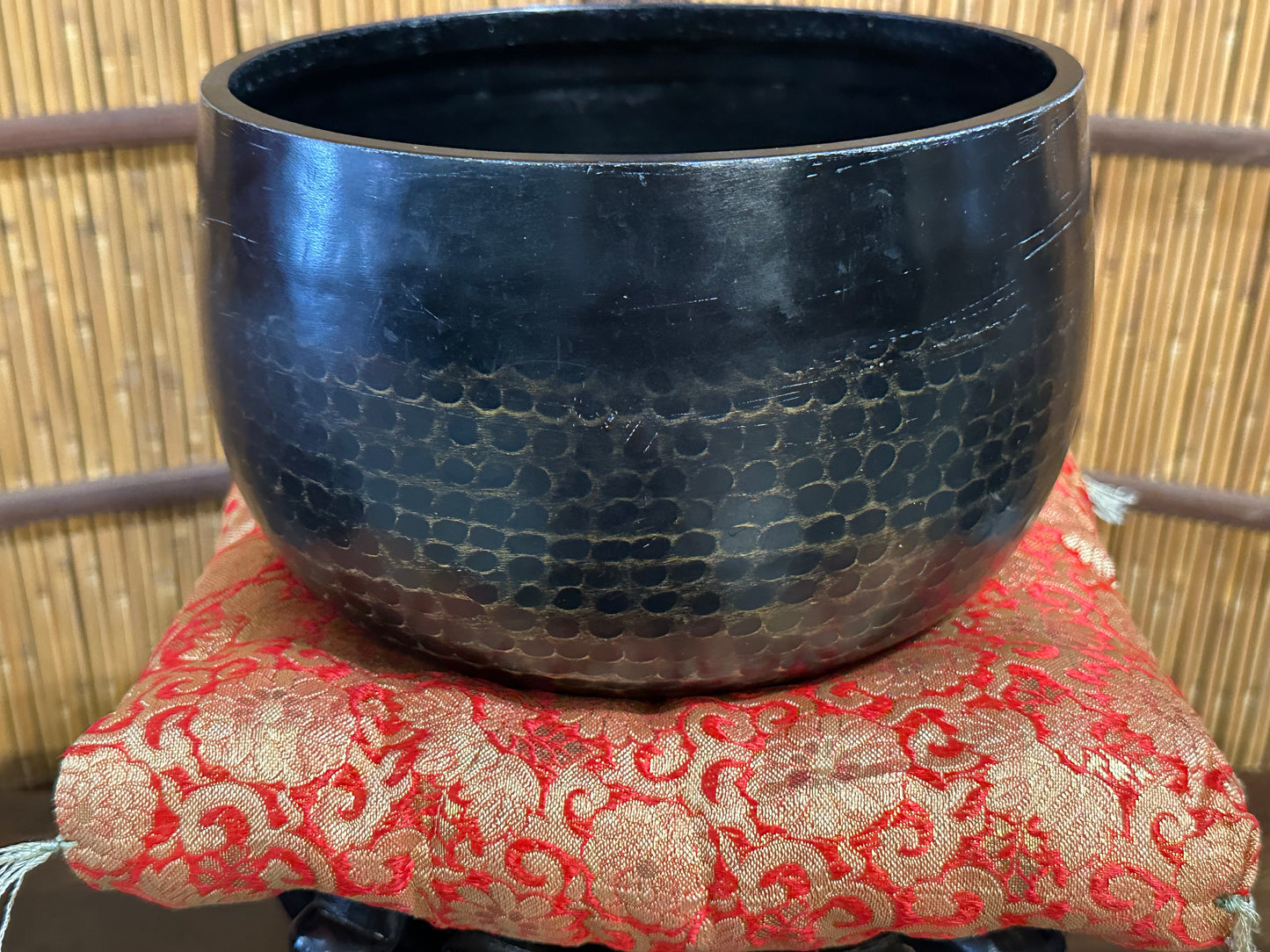 Vintage Japanese Orin Bell Bronze Singing Set w/ Cushion & Stand 9”