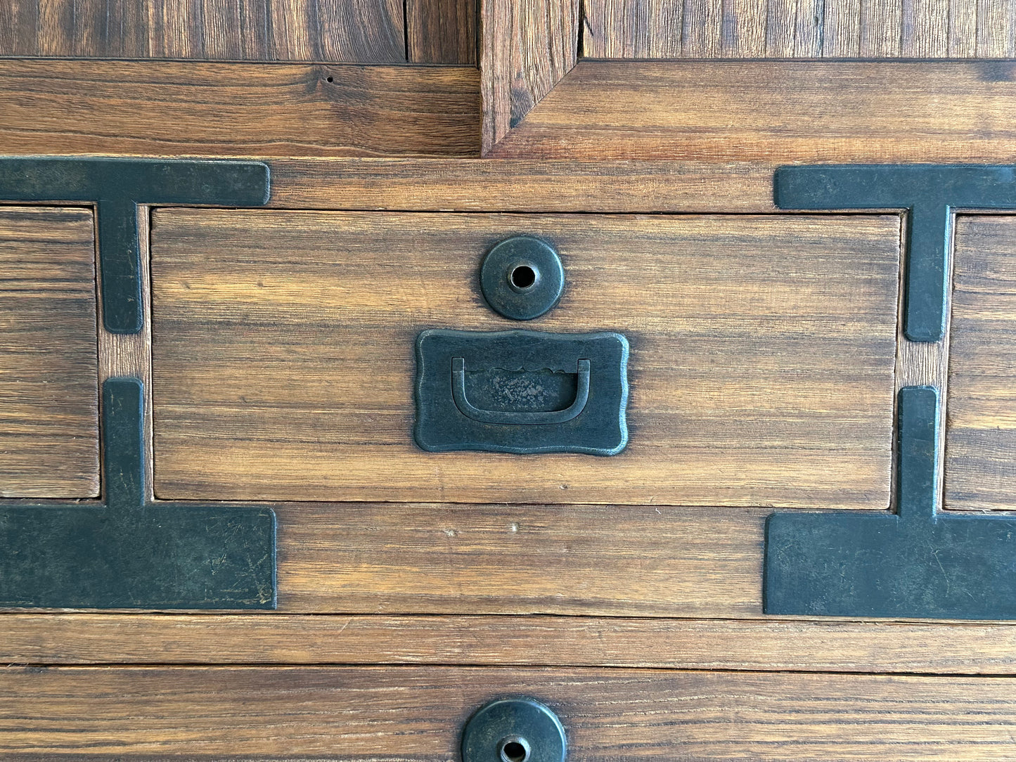 Antique Japanese Isho-Tansu Clothing Chest Taisho c1920’s 57”H Kiri Wood