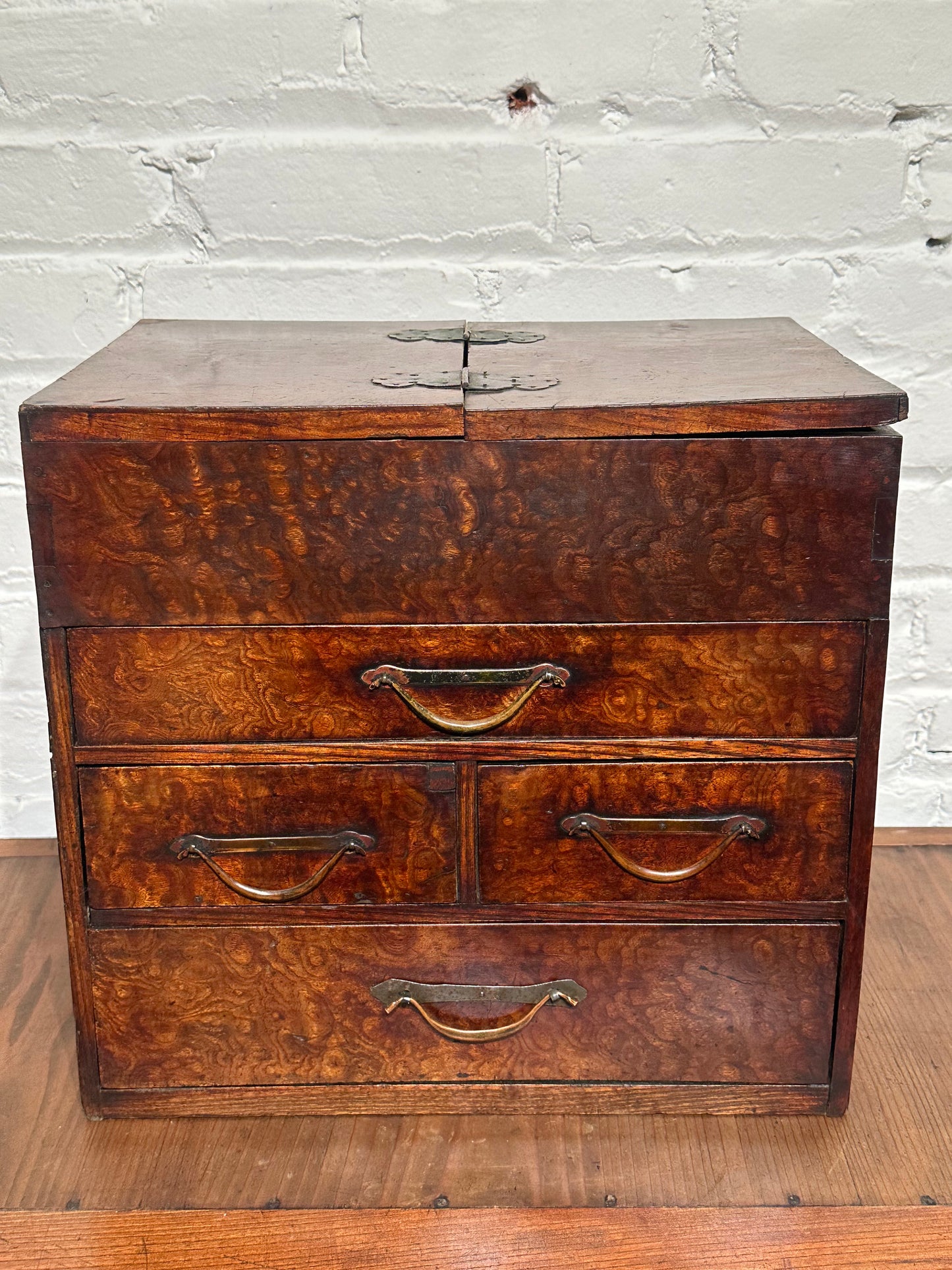 Antique Japanese 4 Drawer Kyodai Vanity Tansu Mullberry Wood 14" Haribako